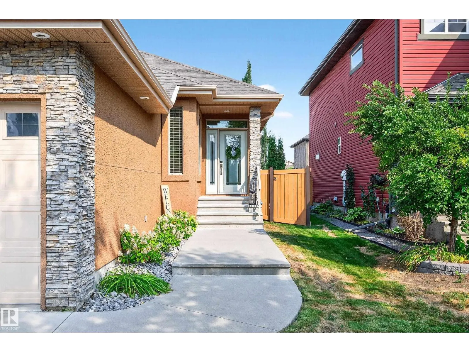 18 NEWTON PL