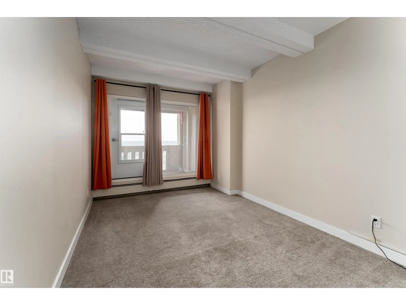 #1812 9918 101 ST NW