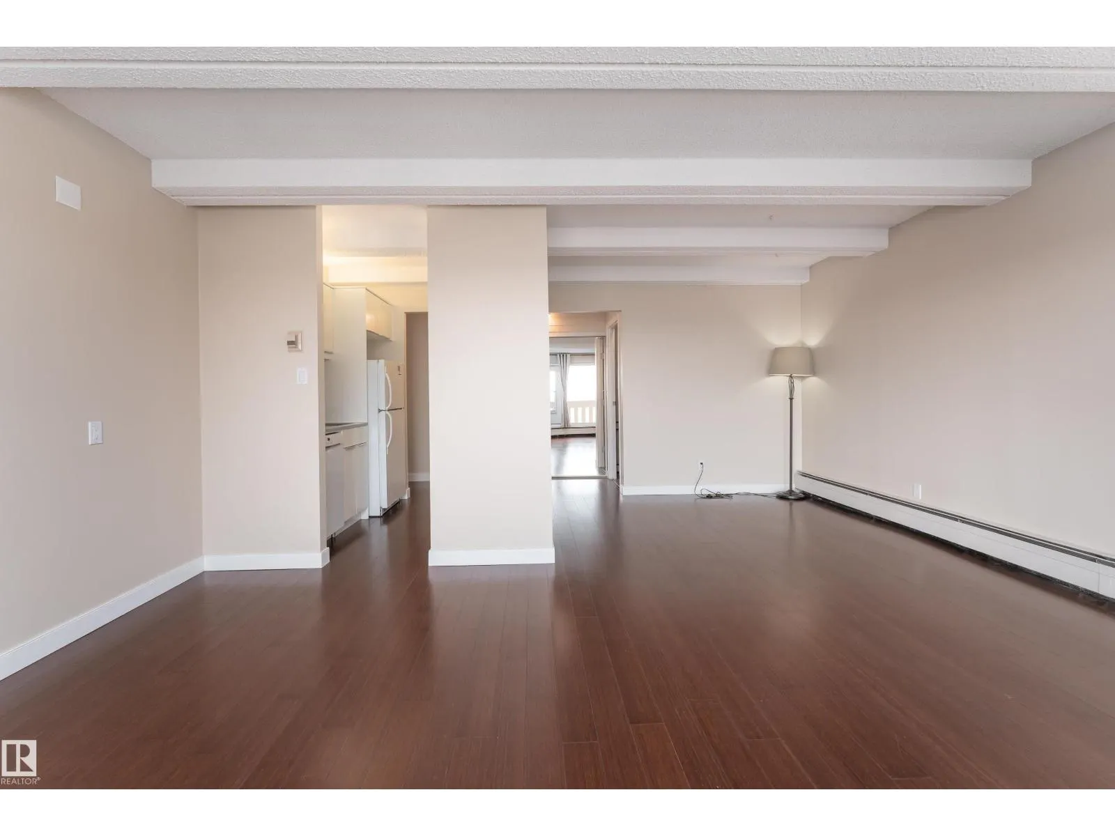 #1812 9918 101 ST NW