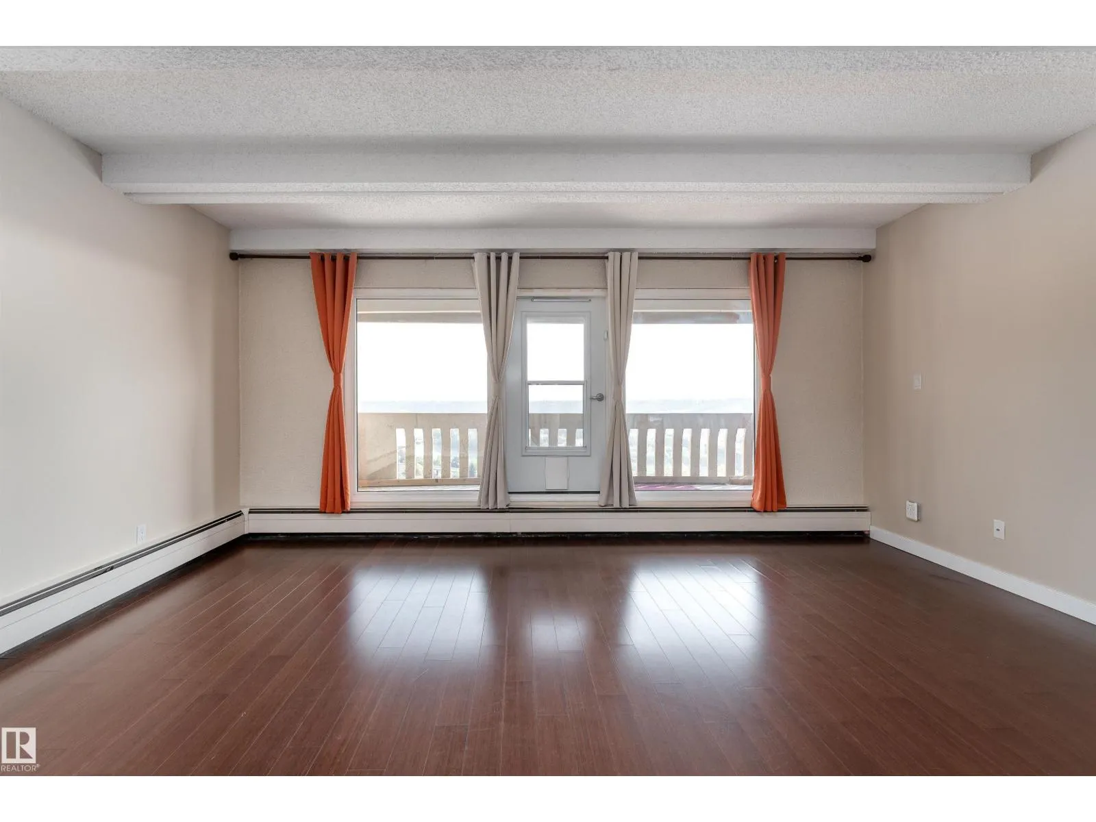 #1812 9918 101 ST NW