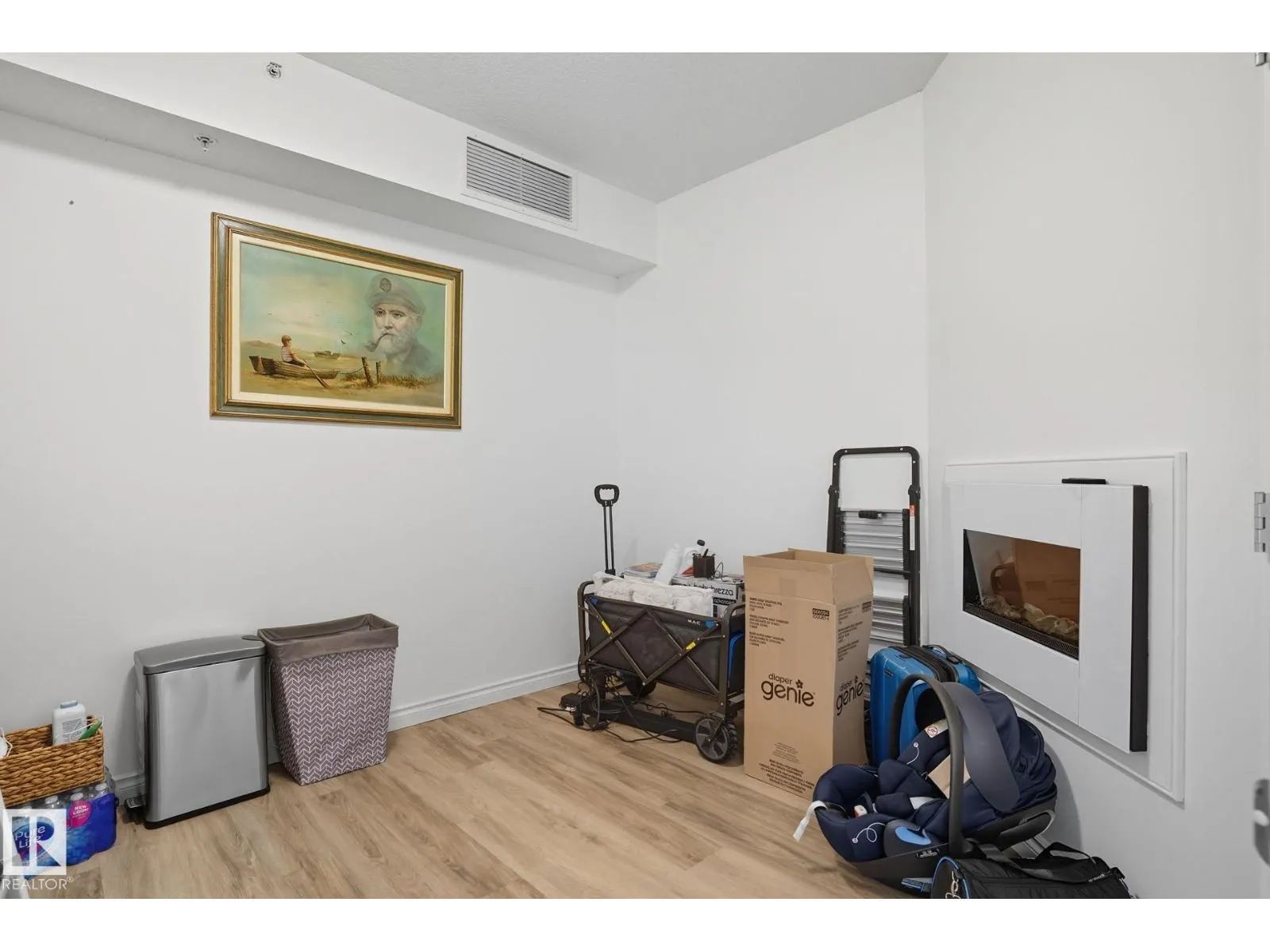 #1406 9020 JASPER AV NW