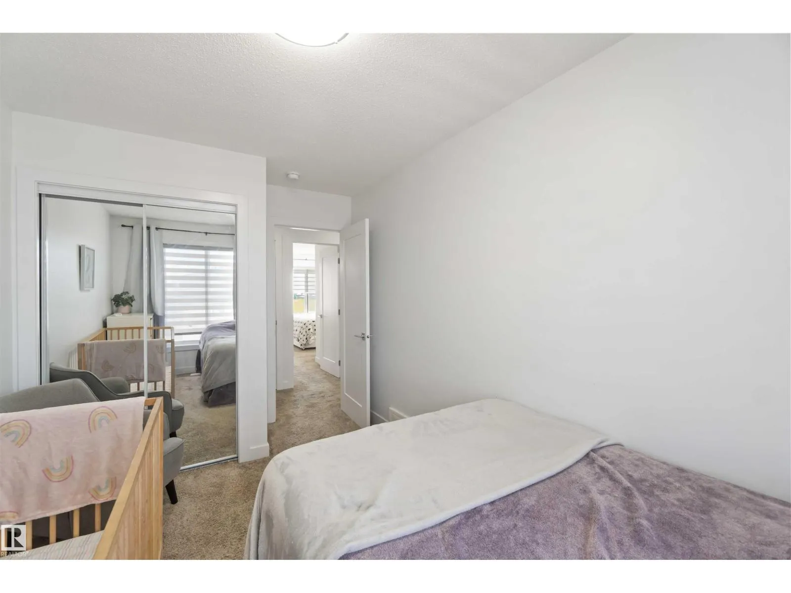 22778 97 AV NW