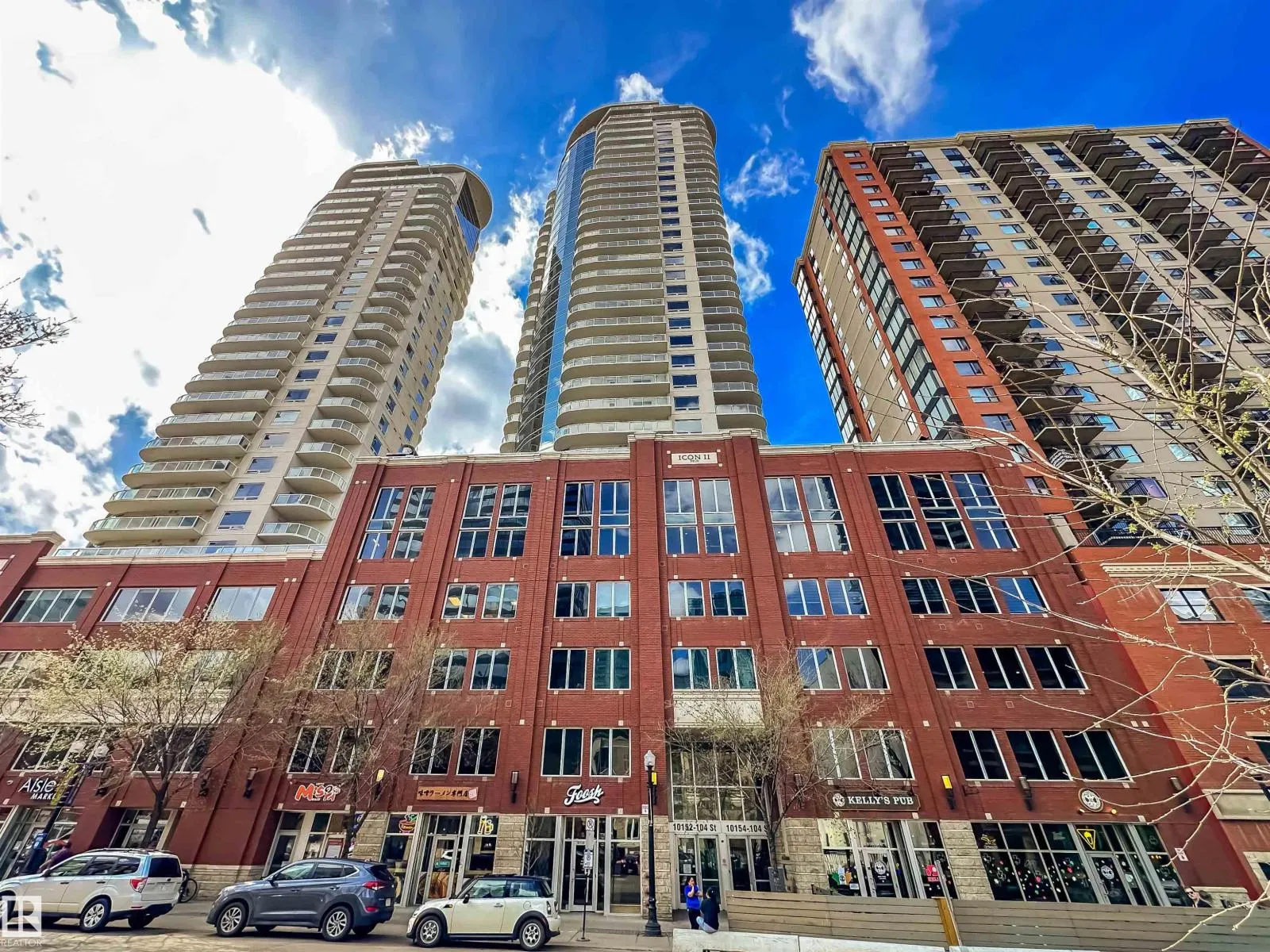 #703 10152 104 ST NW