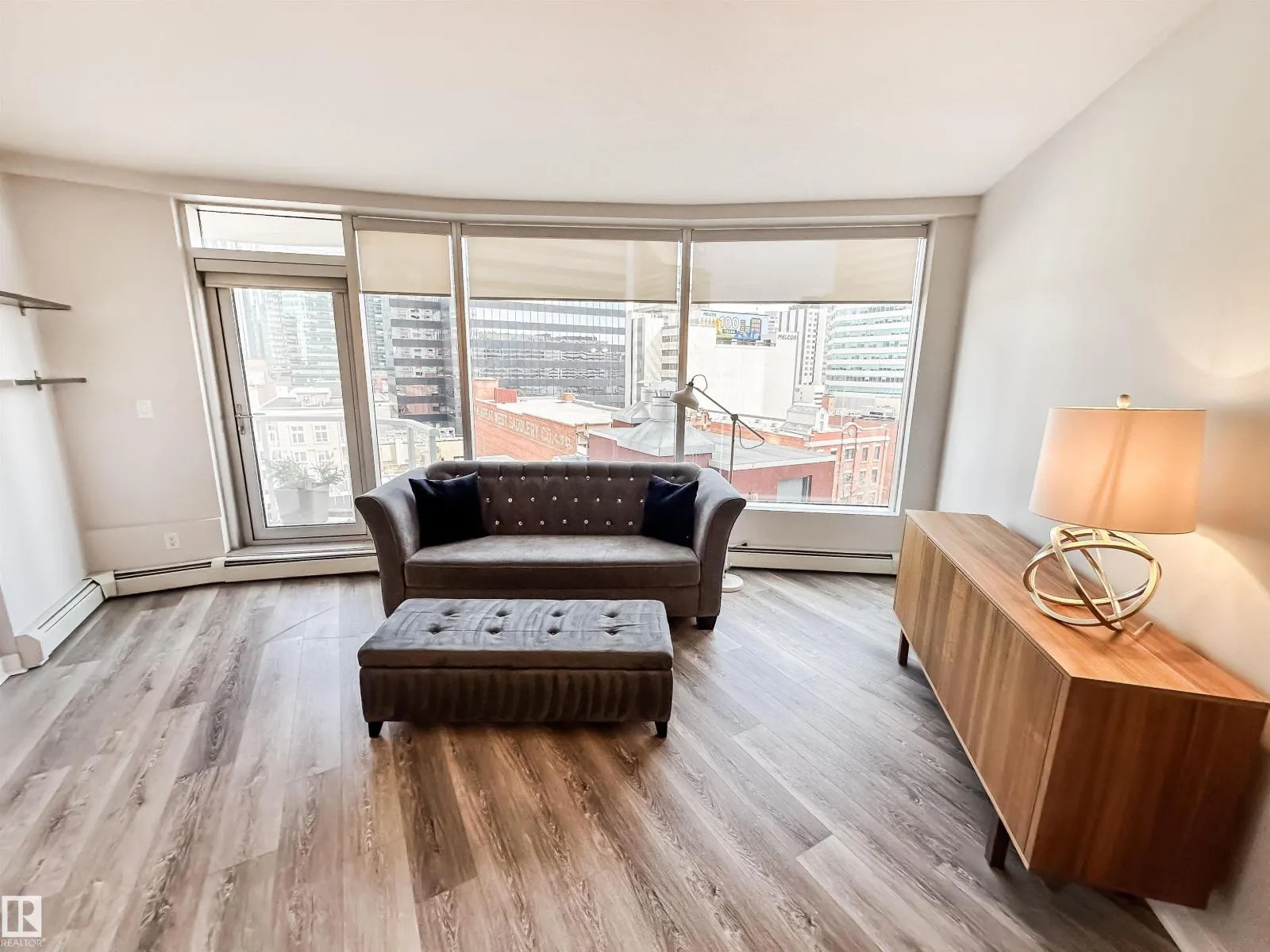 #703 10152 104 ST NW