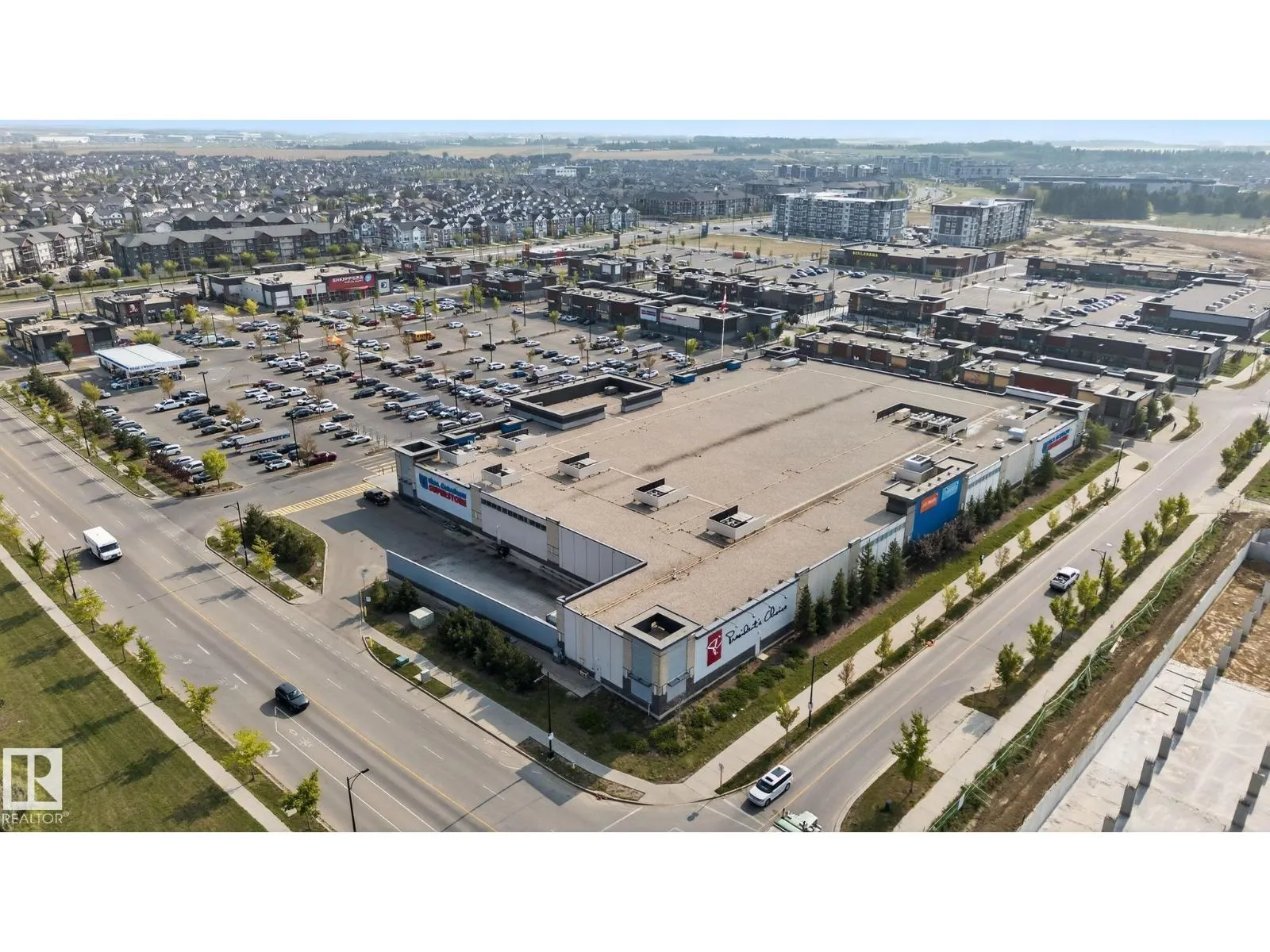 #414 12035 22 AV SW