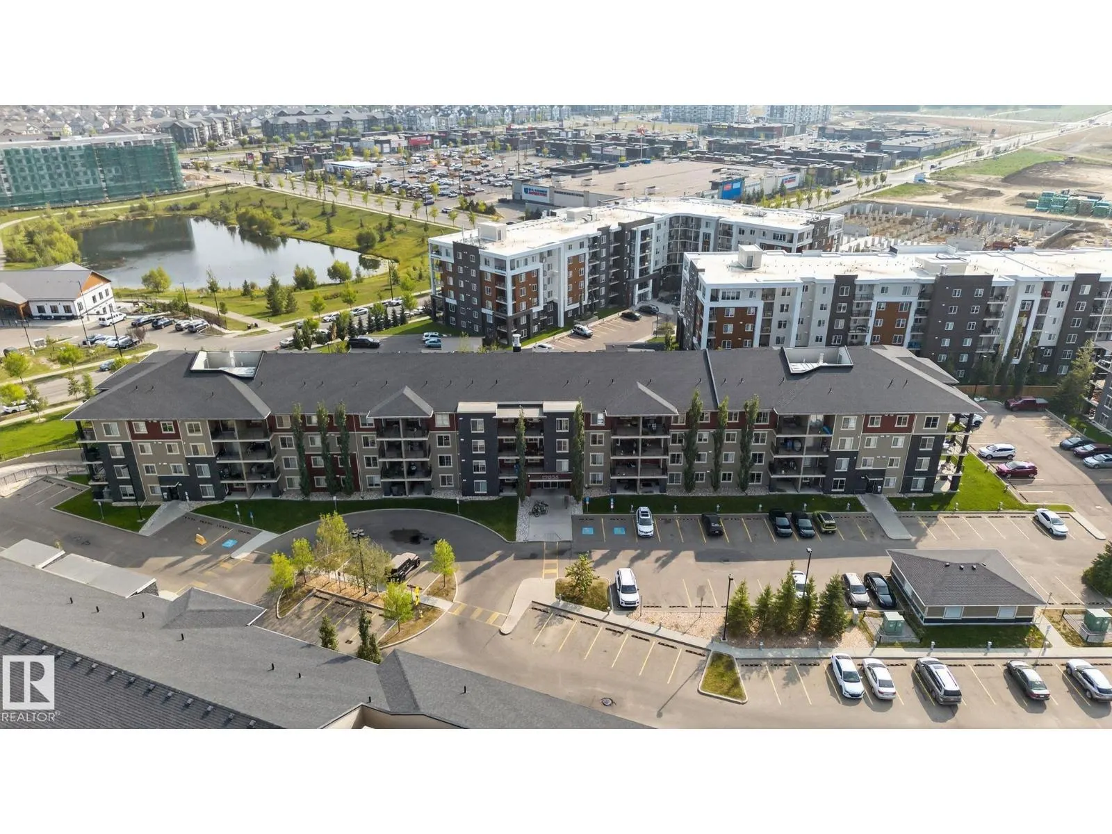 #414 12035 22 AV SW