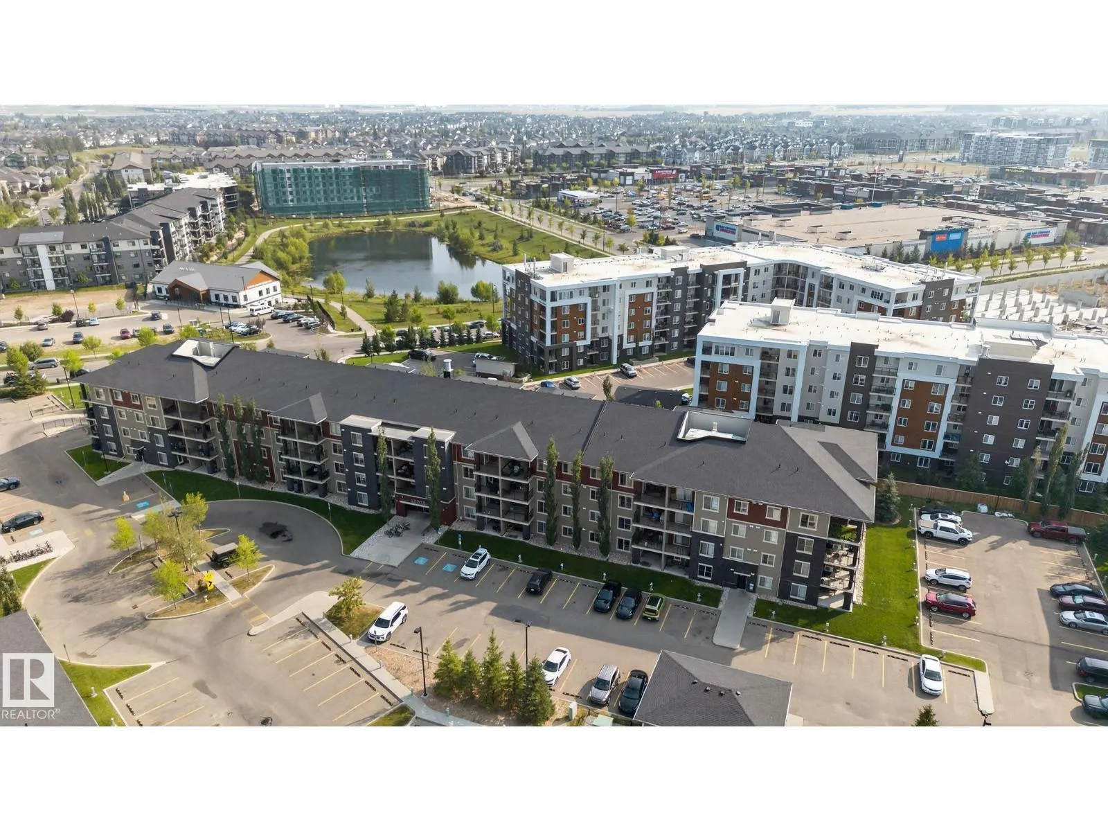 #414 12035 22 AV SW