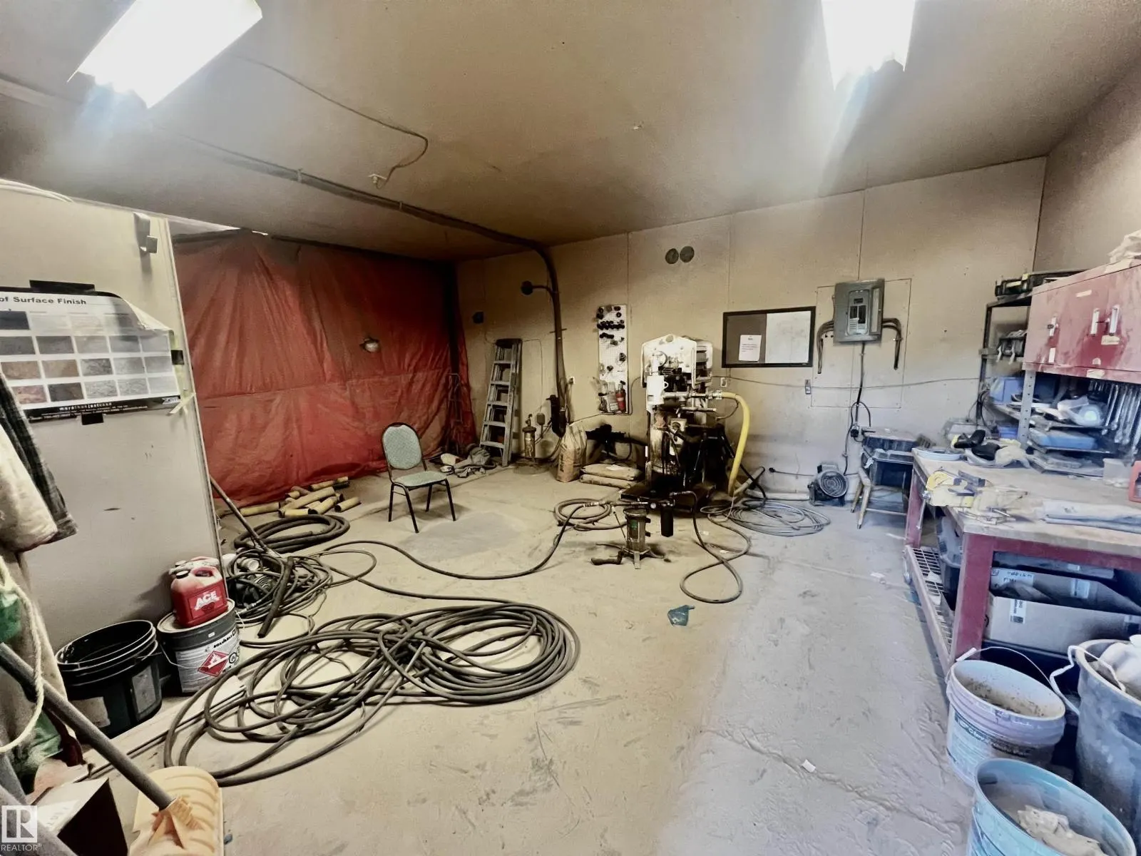61411 RGE ROAD 272