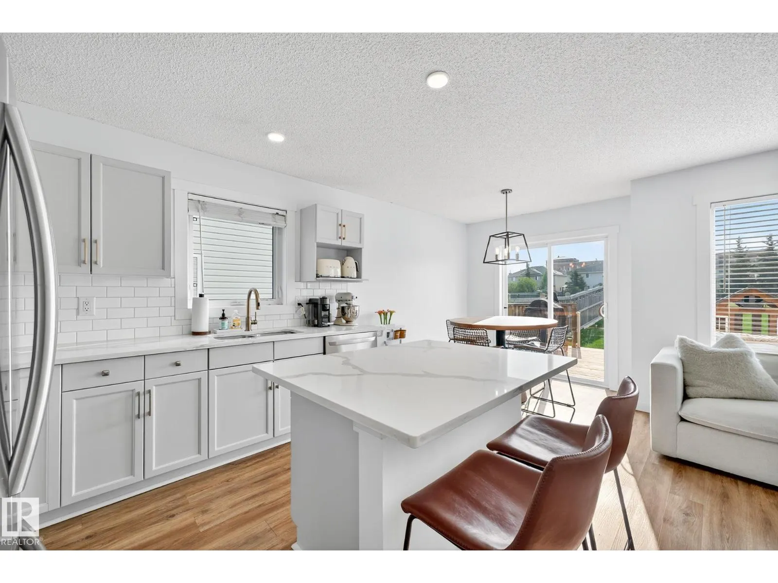 1415 MCMILLIAN WY SW