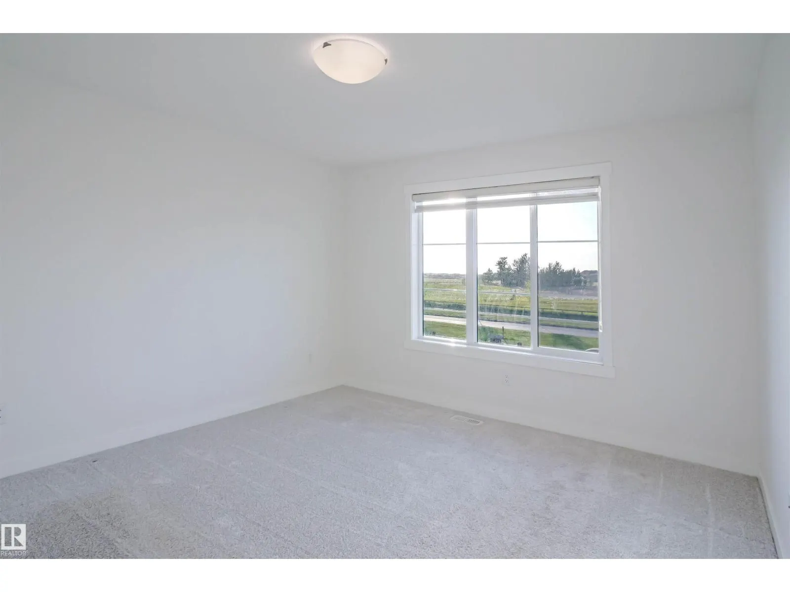 2212 160 ST SW