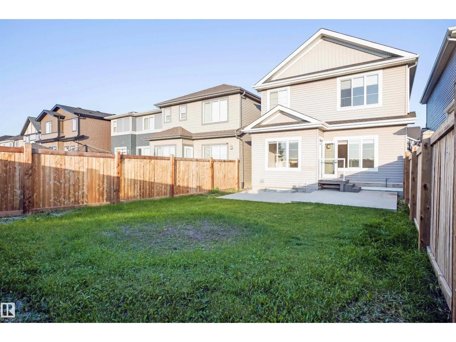 2212 160 ST SW
