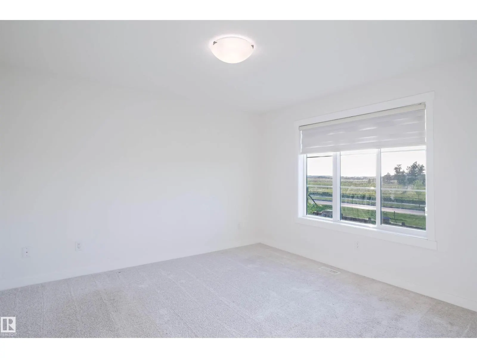 2212 160 ST SW