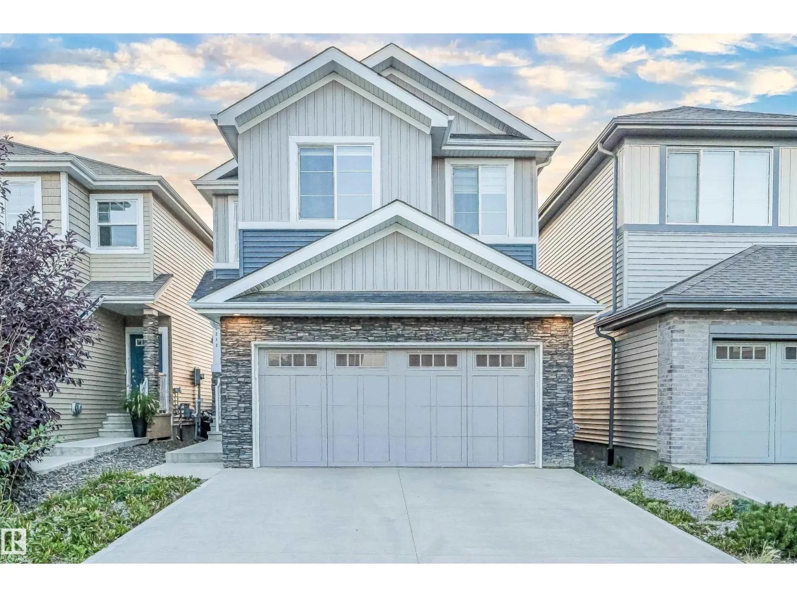 2212 160 ST SW