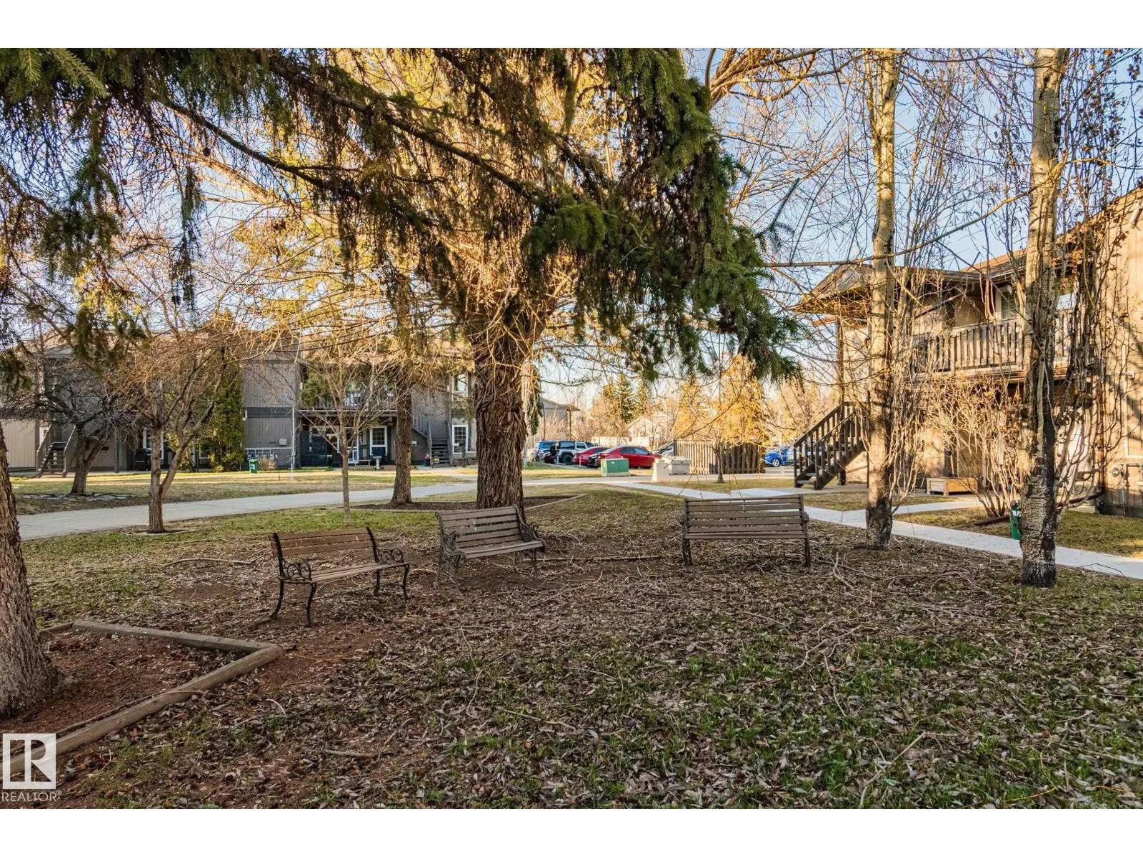 5758 172 ST NW