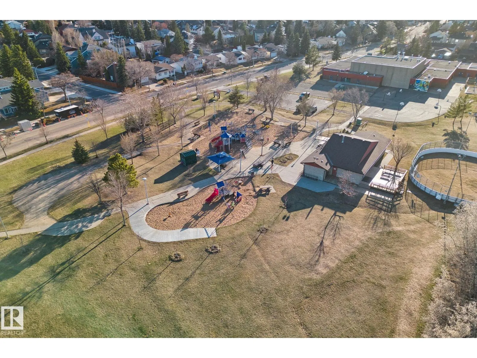 5758 172 ST NW