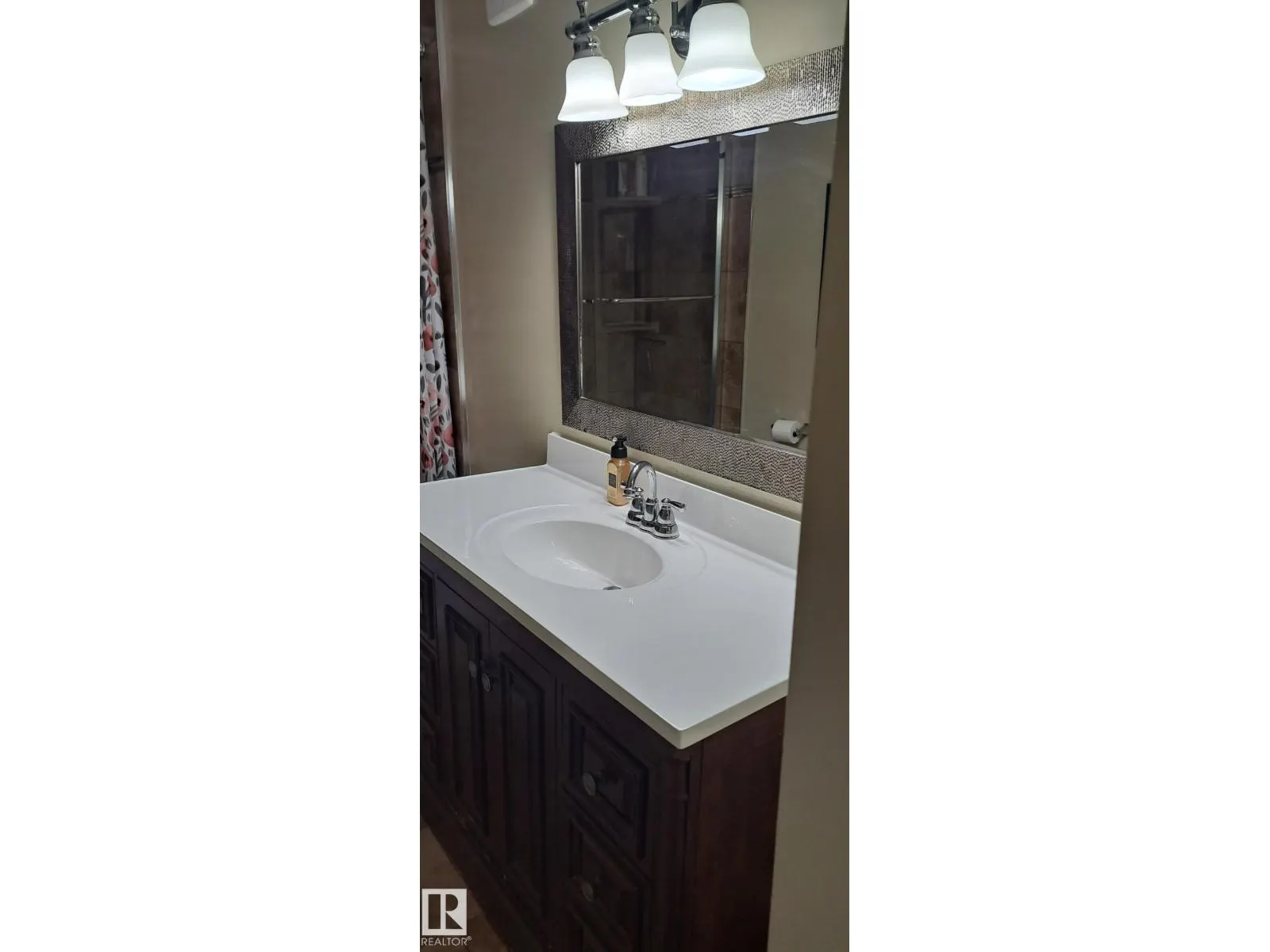 5758 172 ST NW