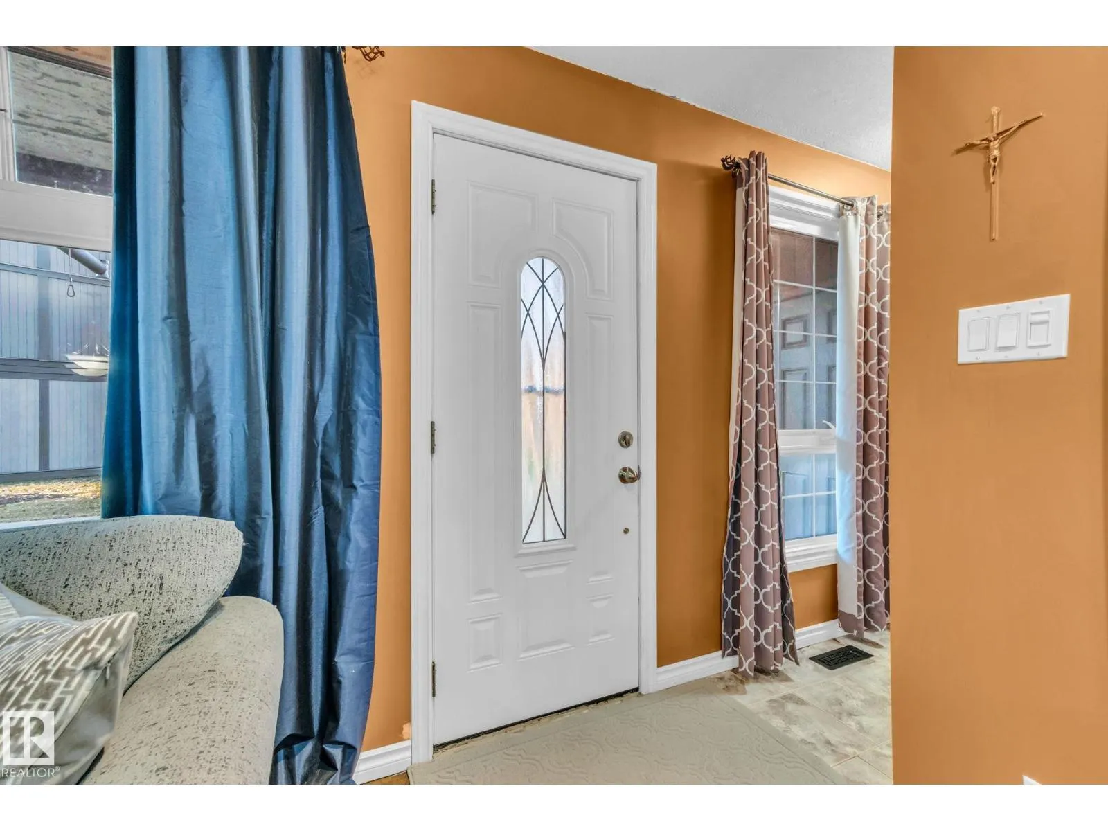 5758 172 ST NW