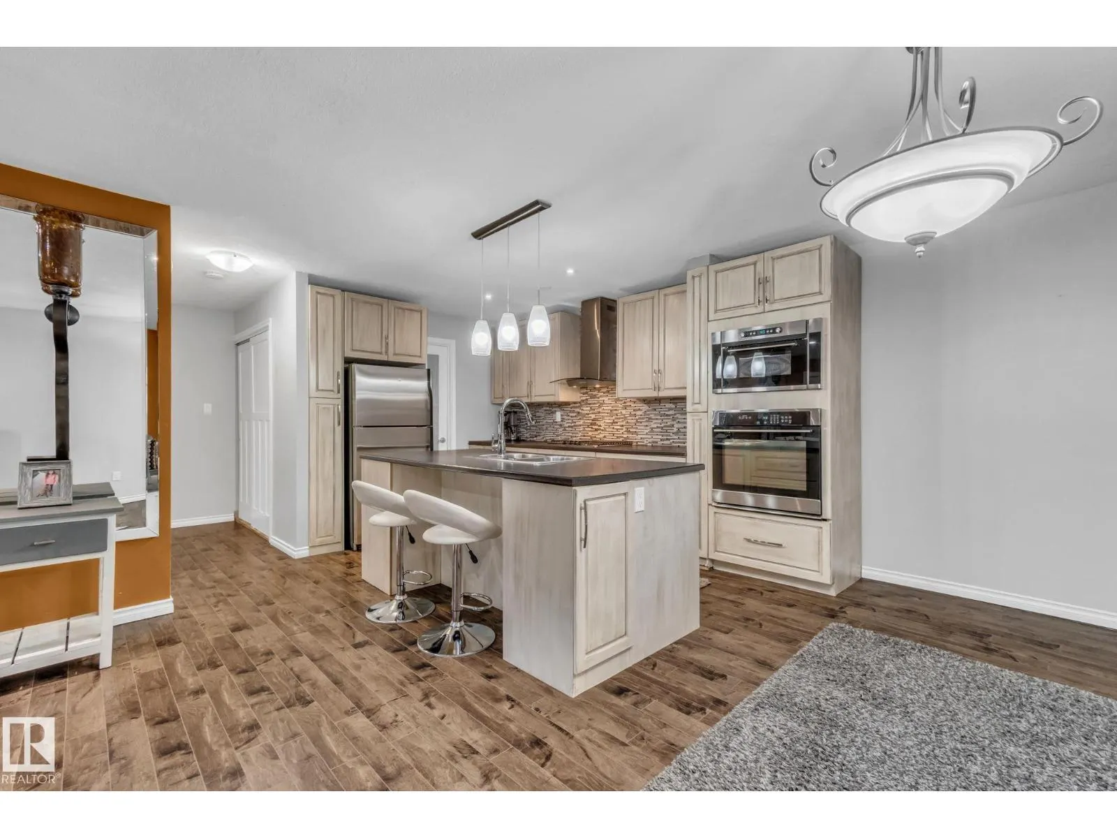 5758 172 ST NW