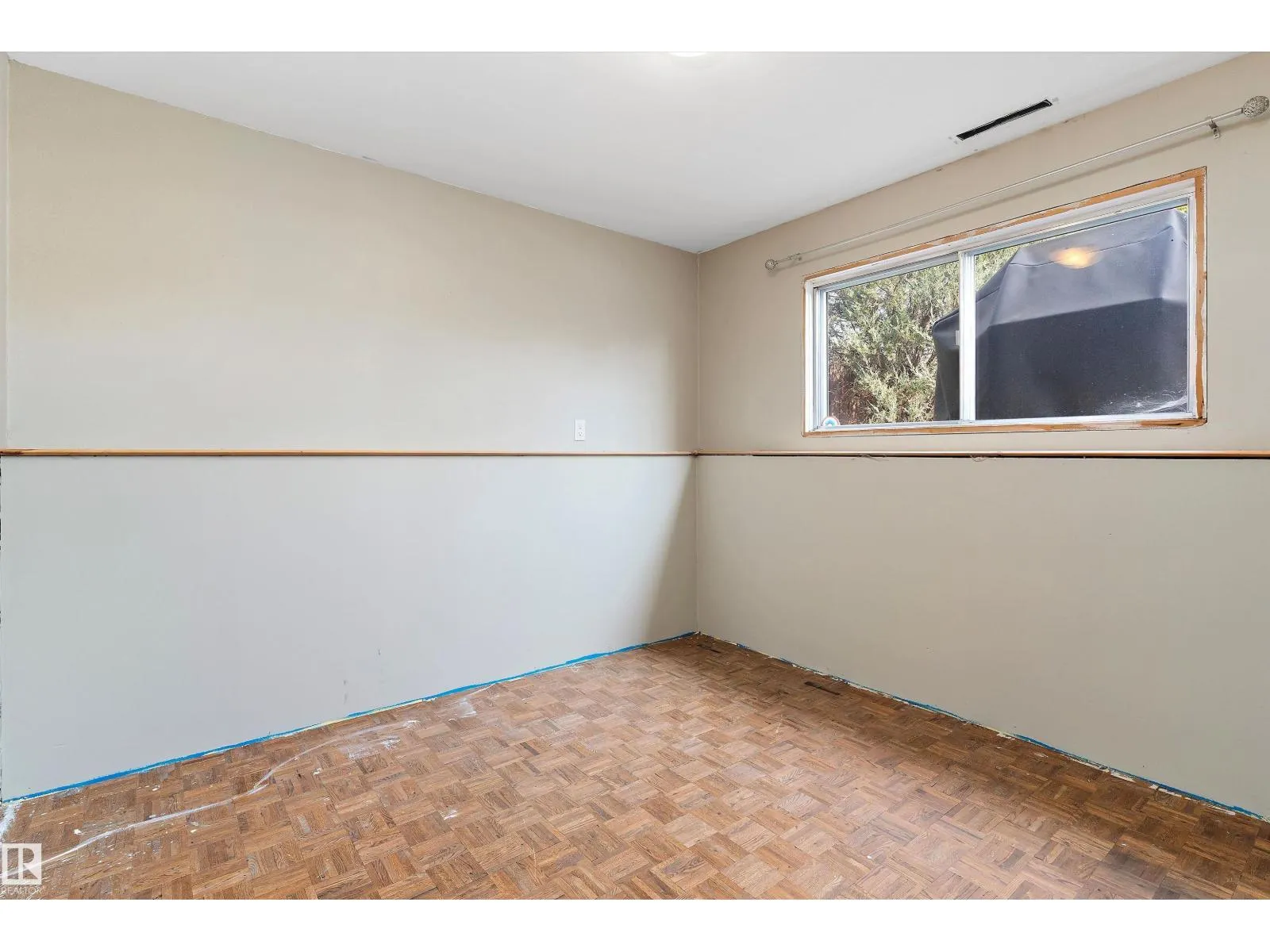 9821 159 ST NW
