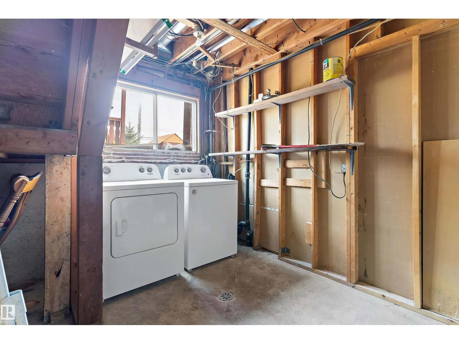 9821 159 ST NW