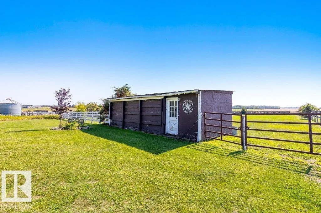 25421 TWP ROAD 554
