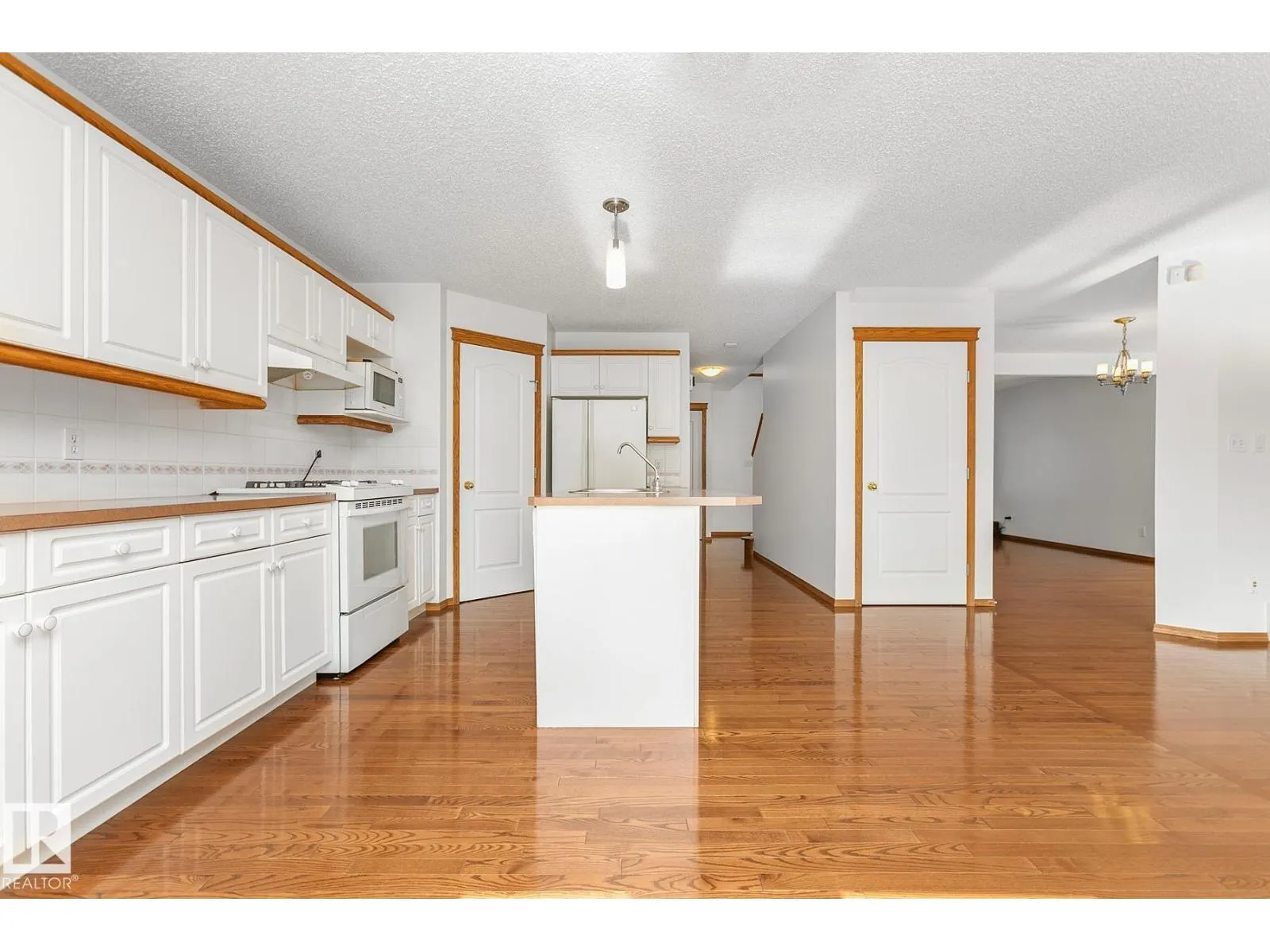 113 COTE CR NW
