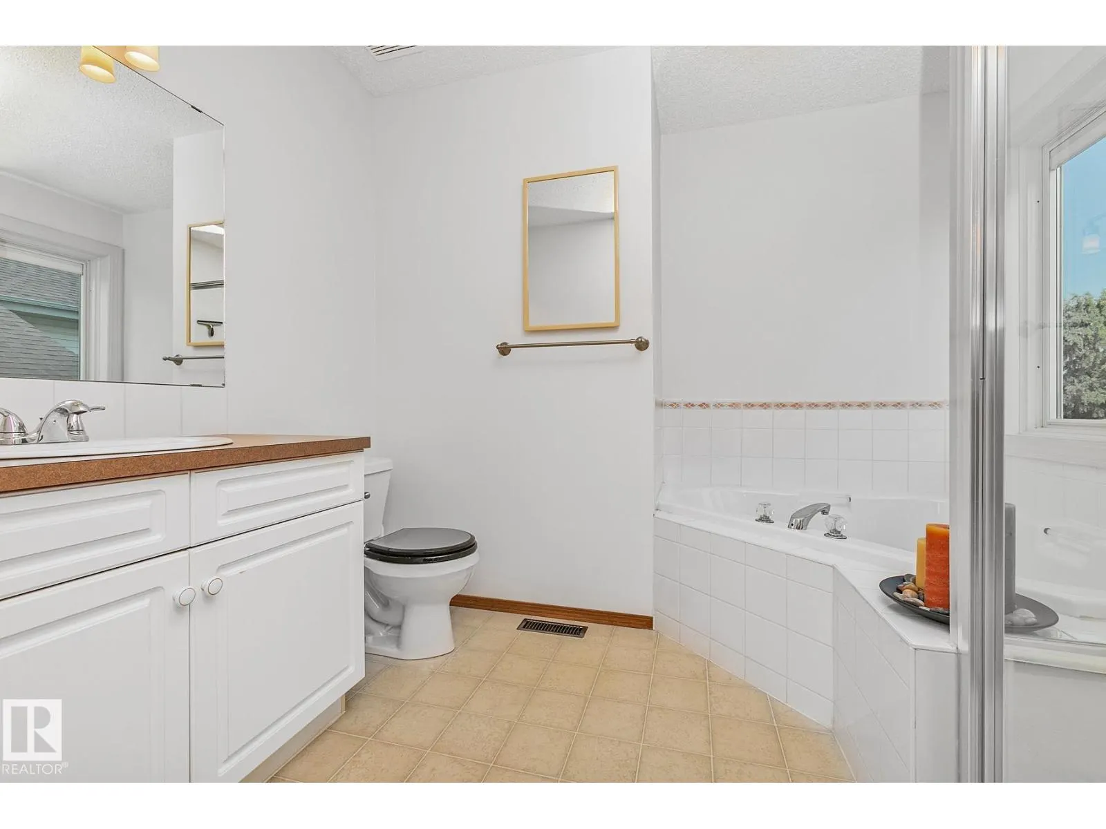 113 COTE CR NW