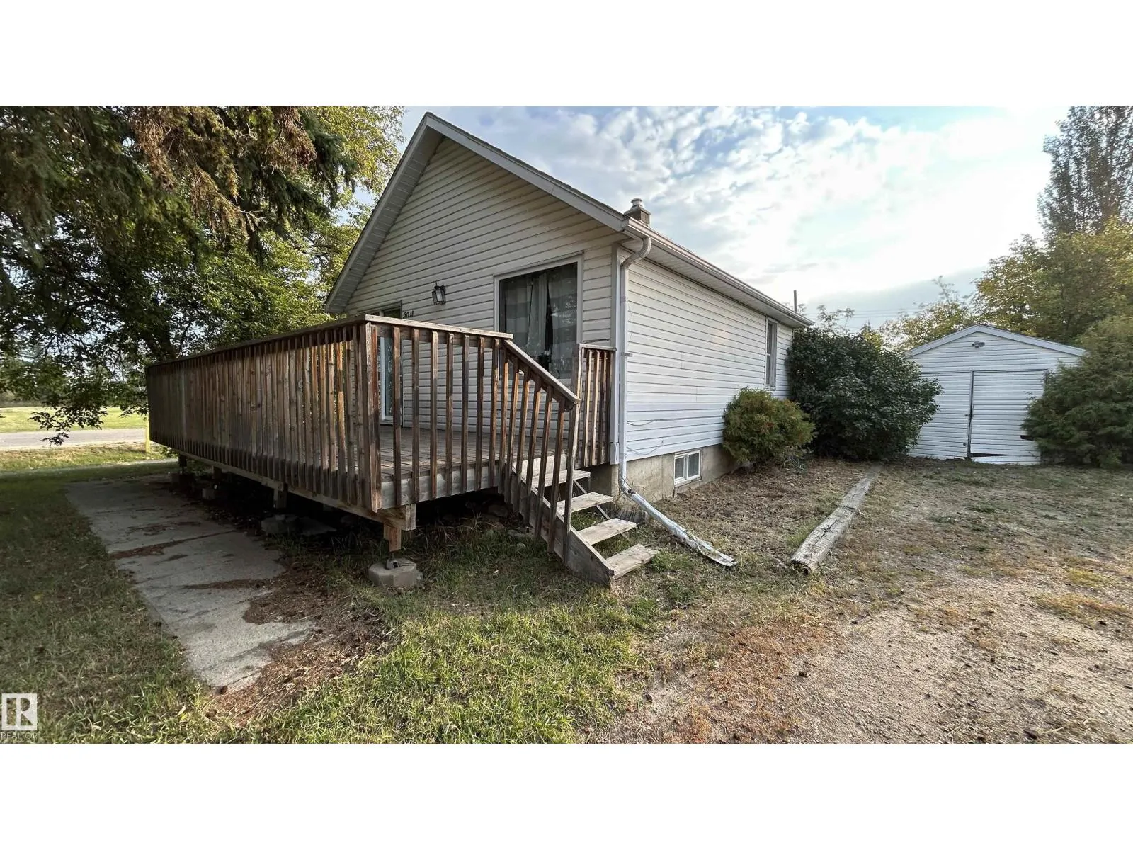 5033 53st