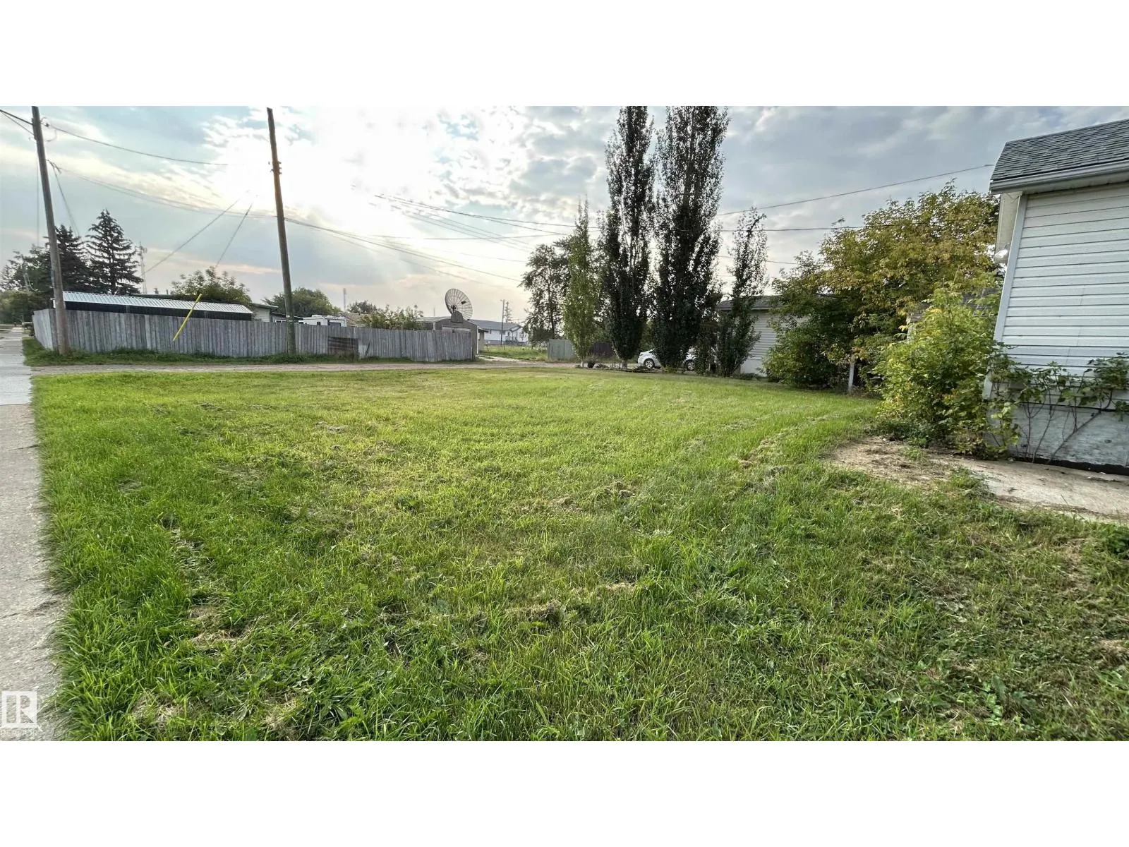 5033 53st