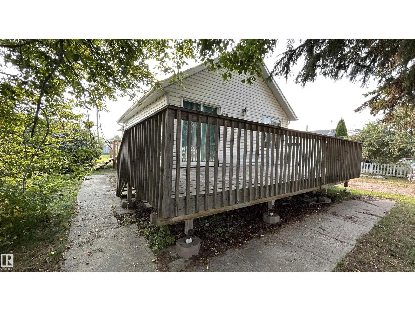 5033 53st