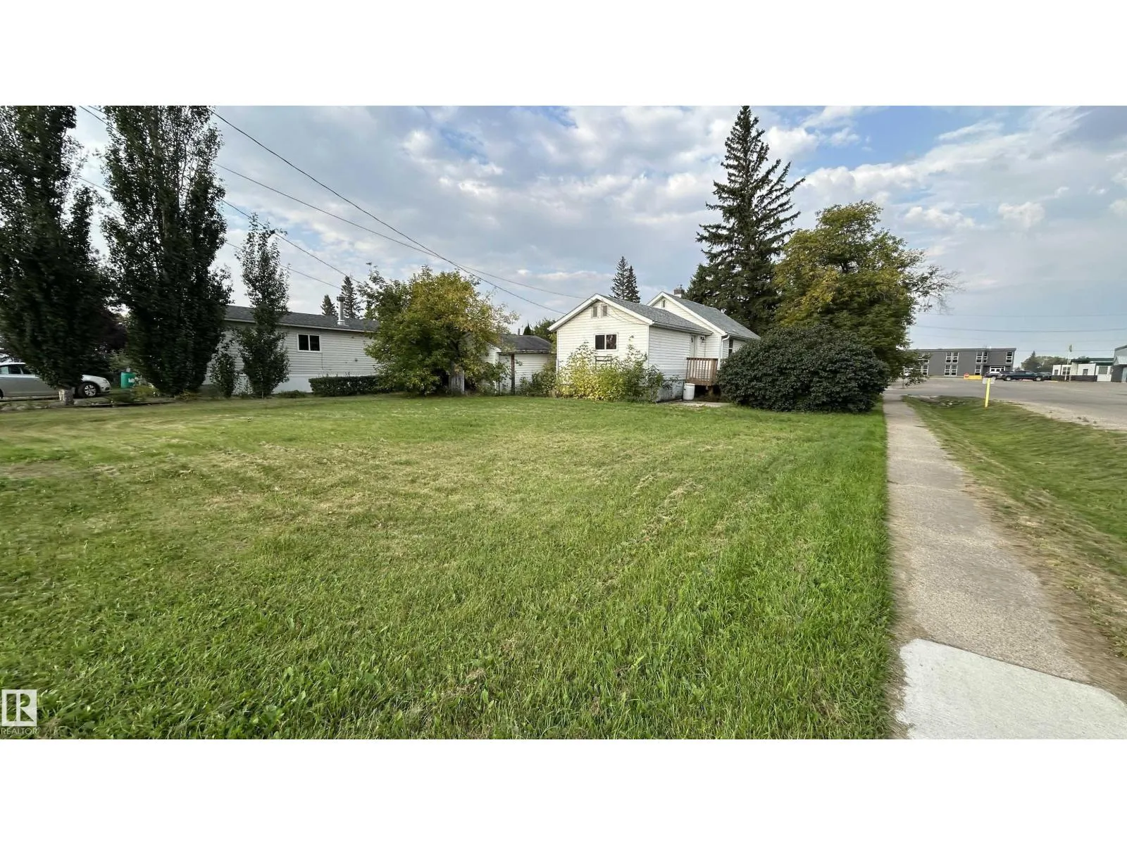 5033 53st
