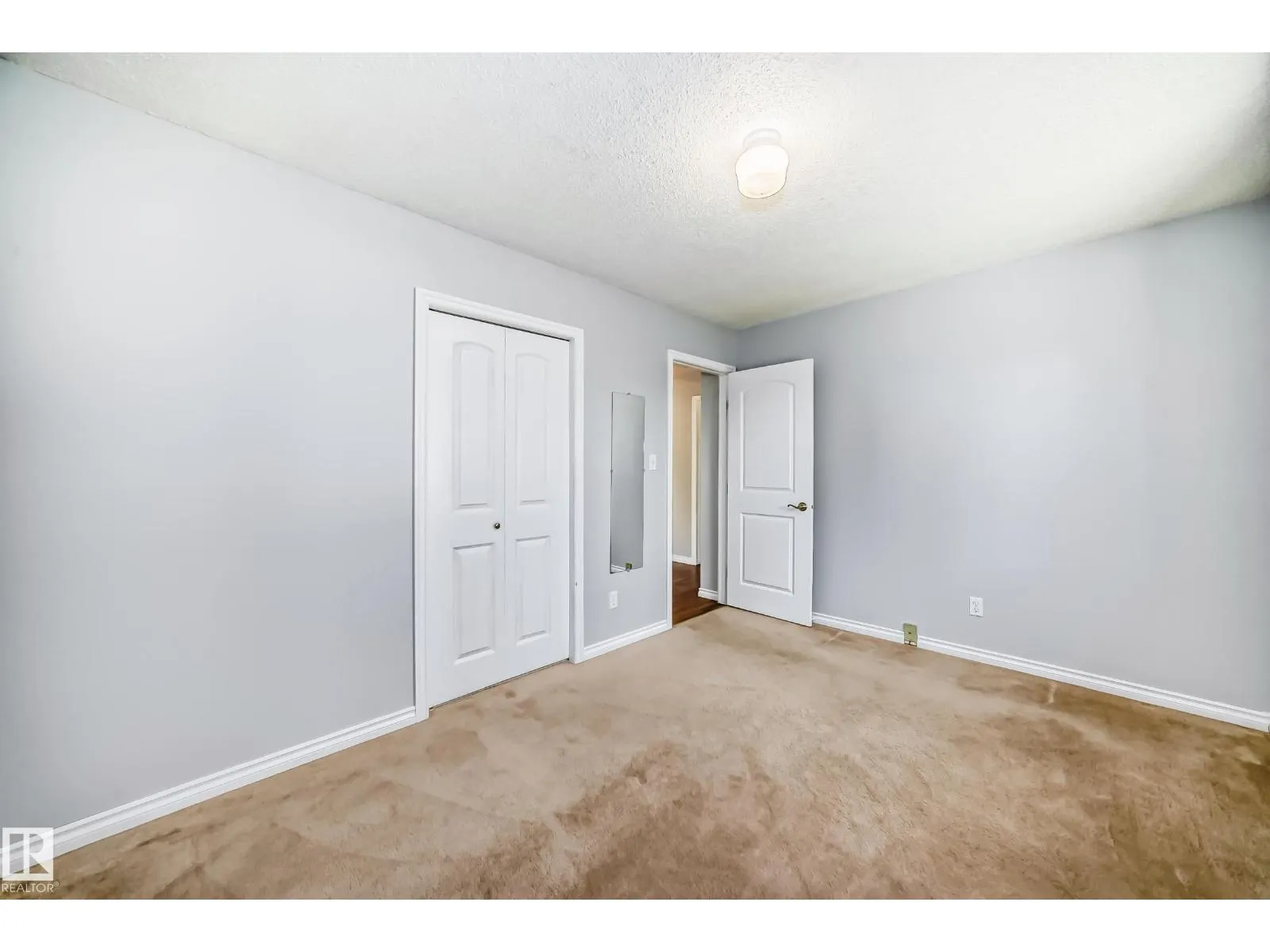 18908 97 AV NW
