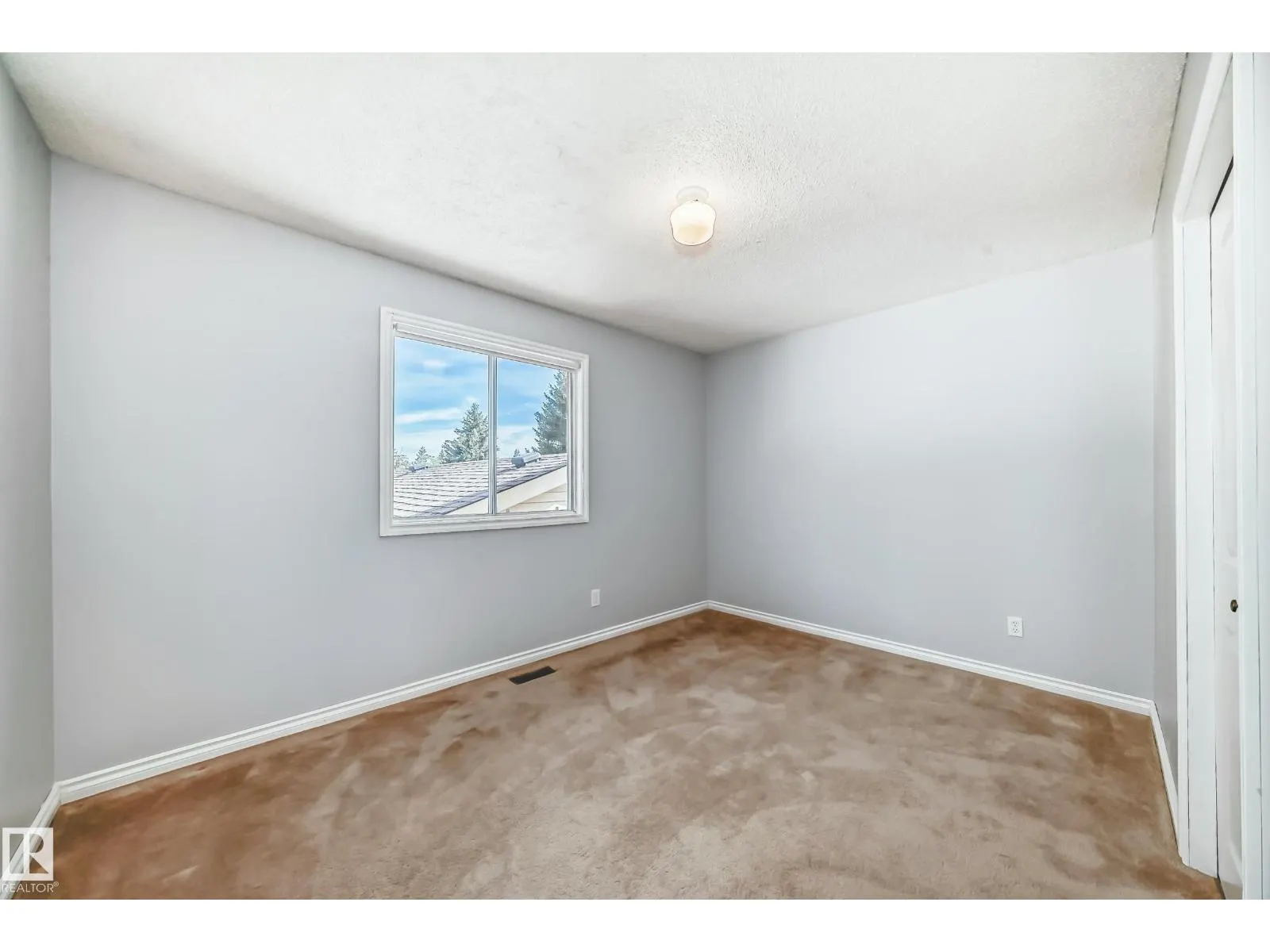 18908 97 AV NW