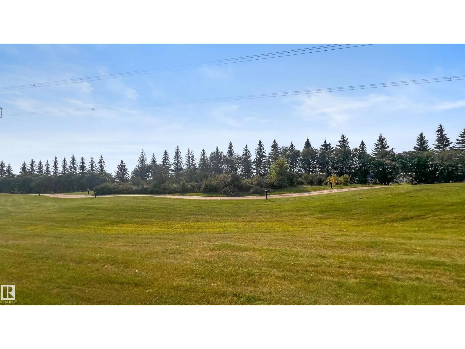 742 KANANASKIS DR