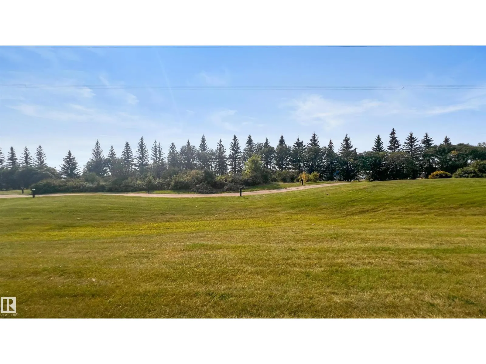 742 KANANASKIS DR