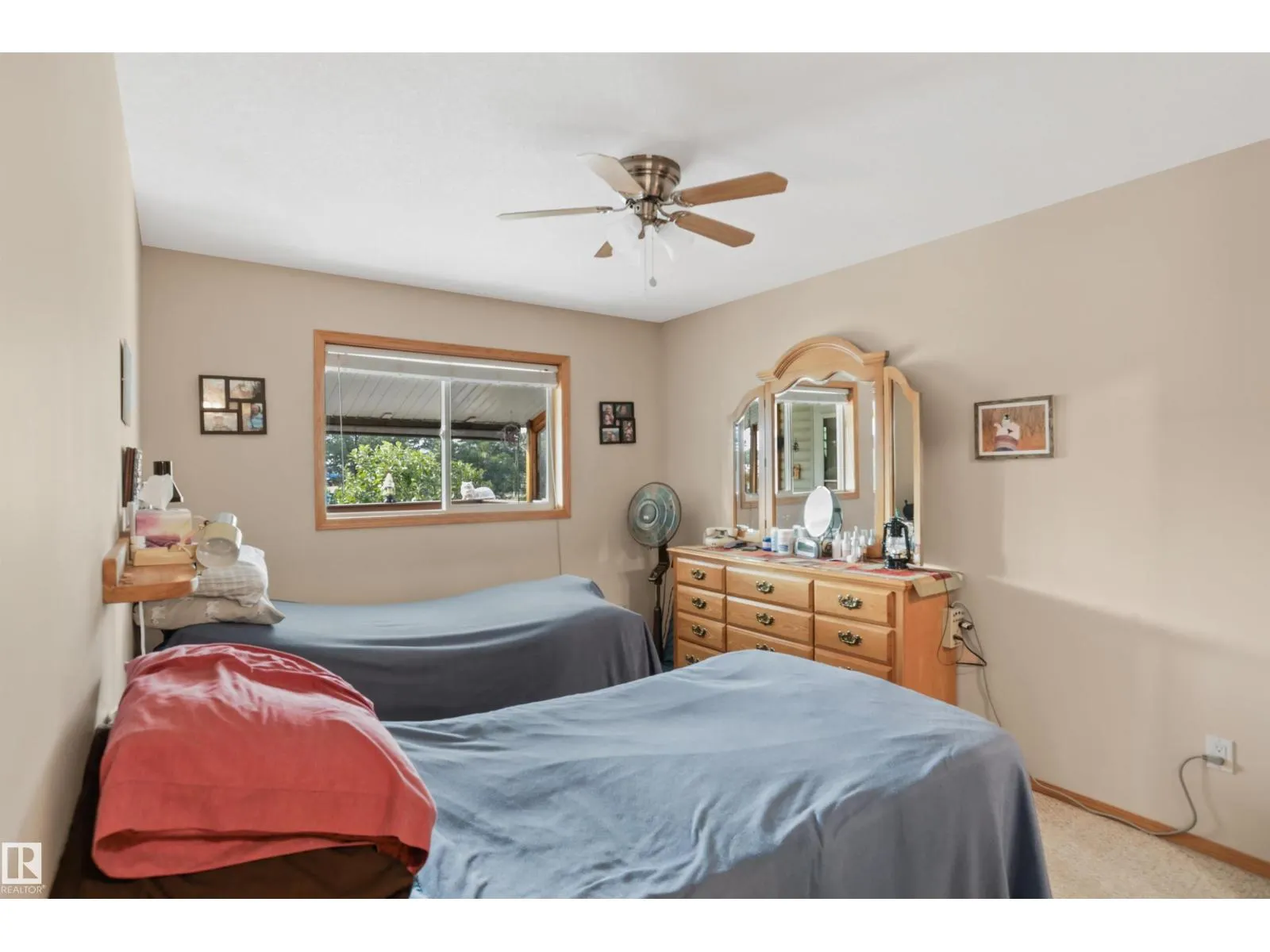 742 KANANASKIS DR