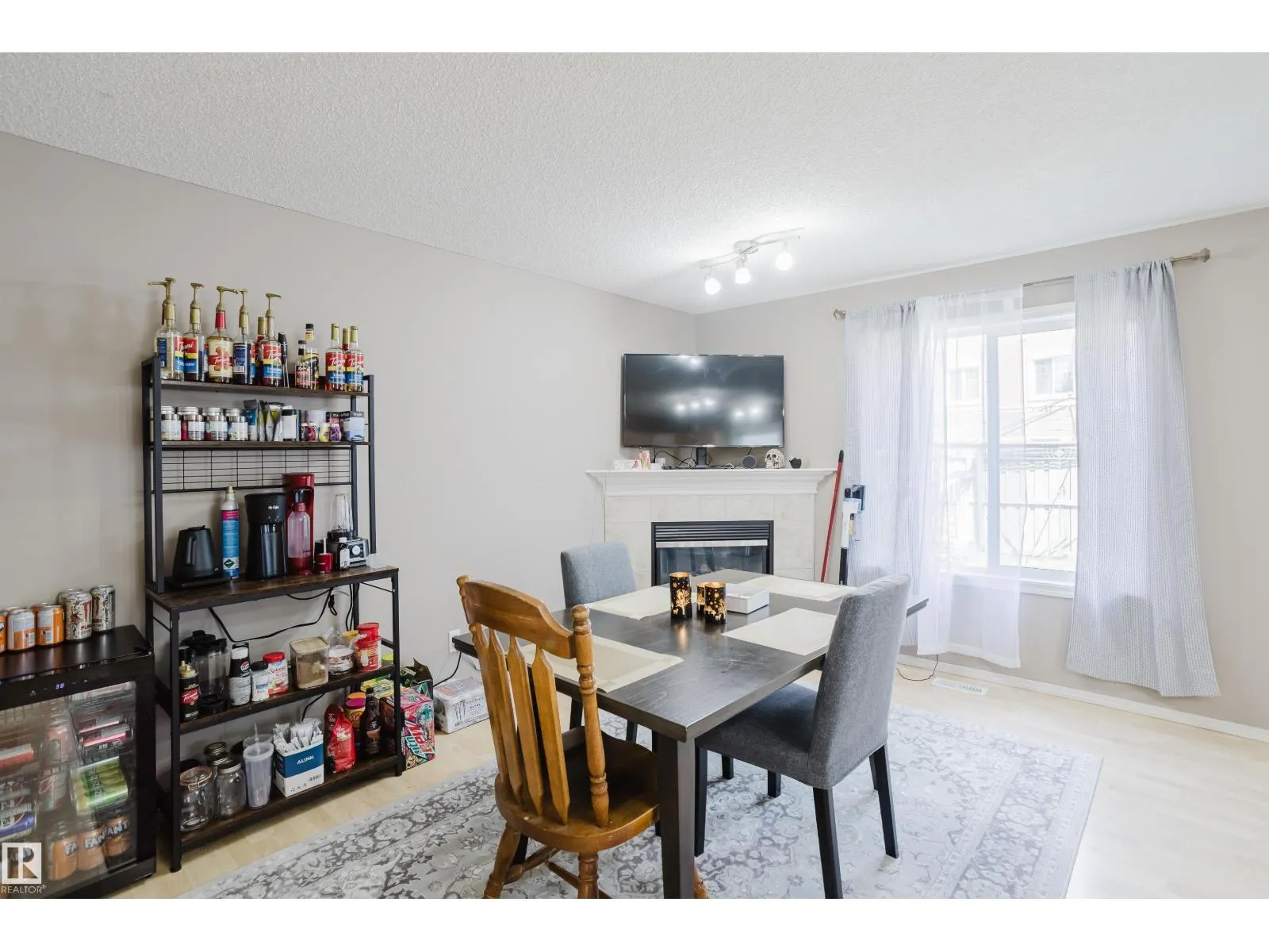 22 287 MACEWAN RD SW