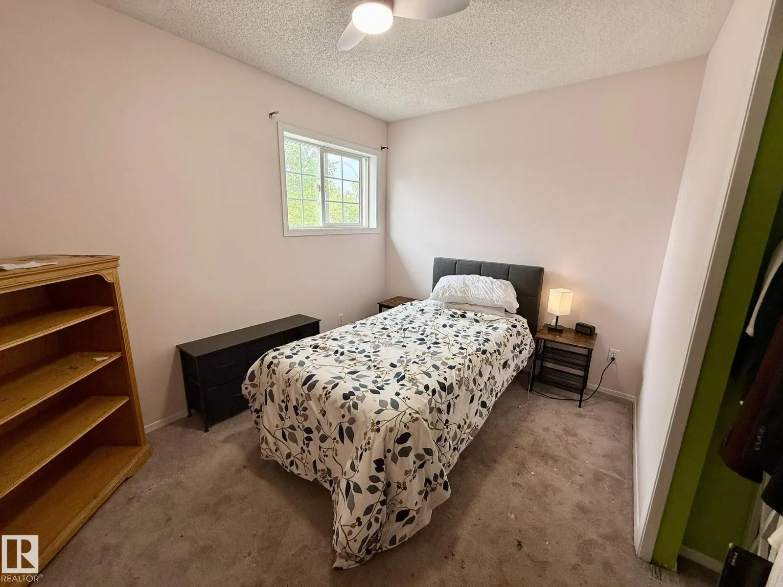 151 Dunvegan RD NW