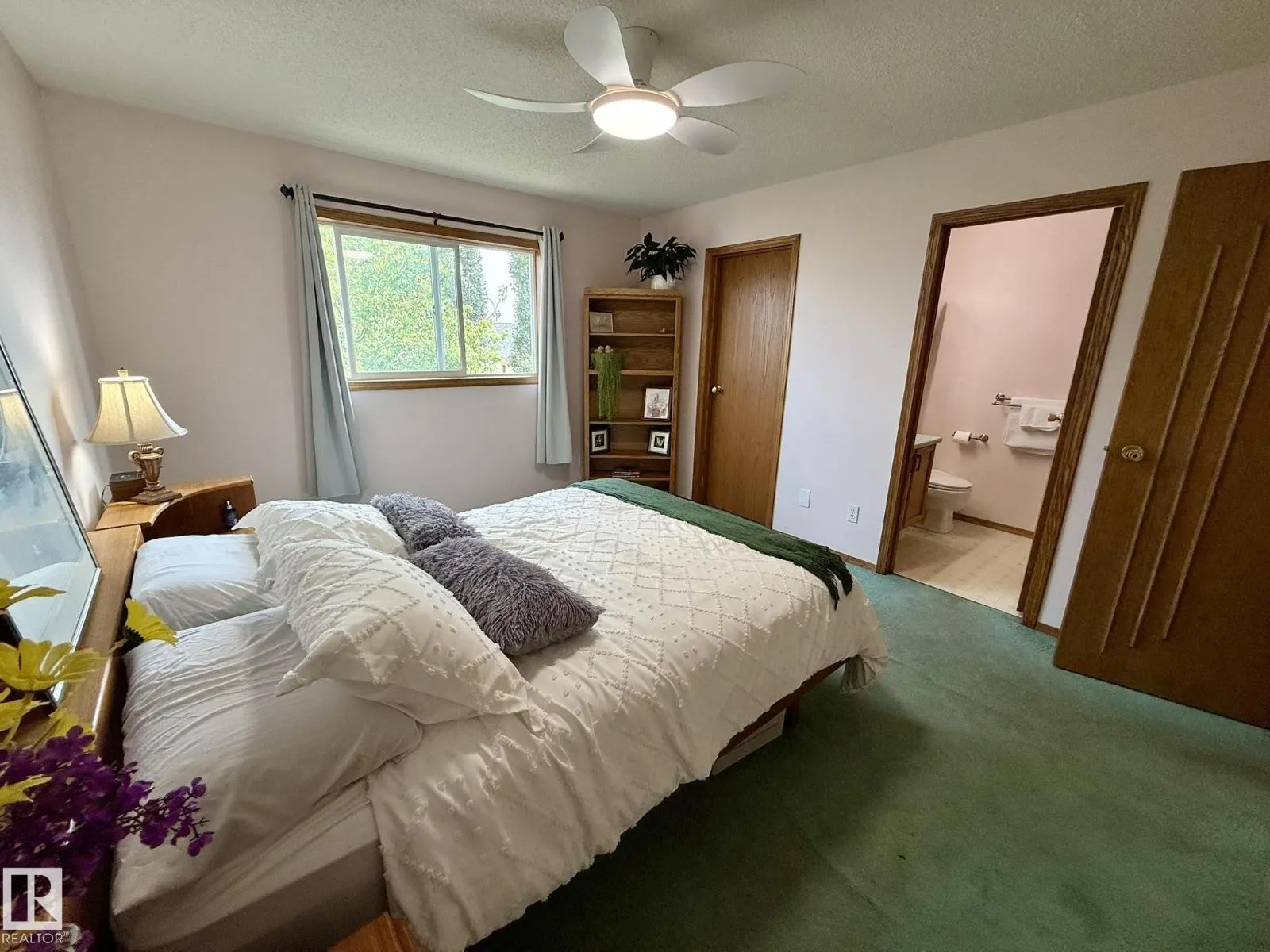 151 Dunvegan RD NW