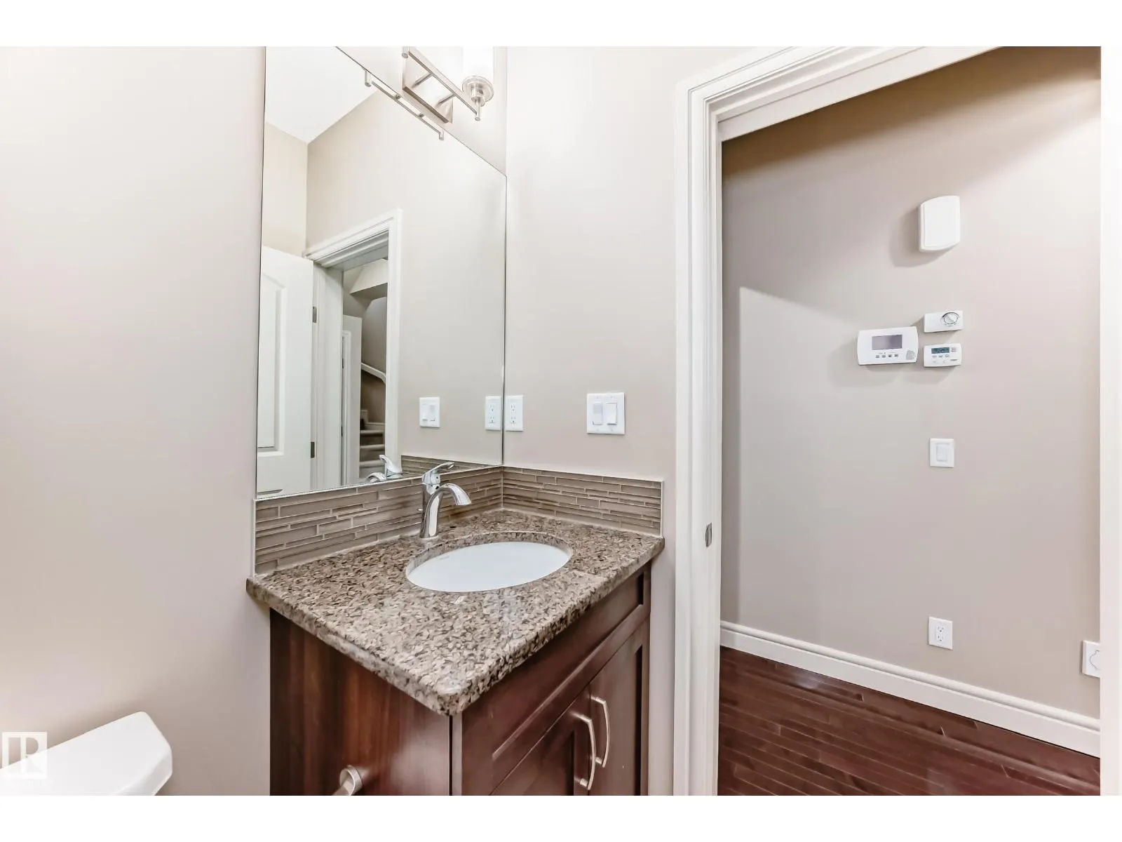 4151 ALEXANDER WY SW