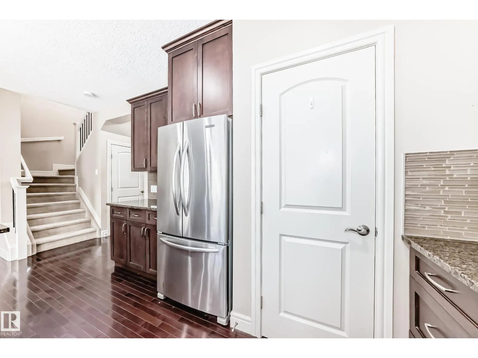 4151 ALEXANDER WY SW