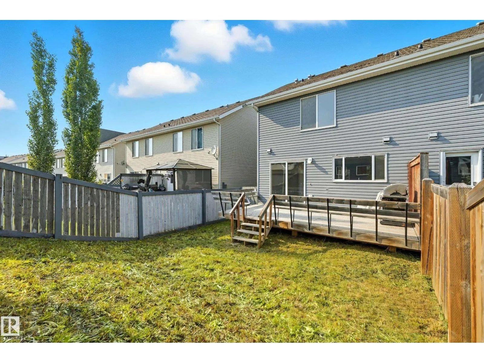 7105 21 AV SW