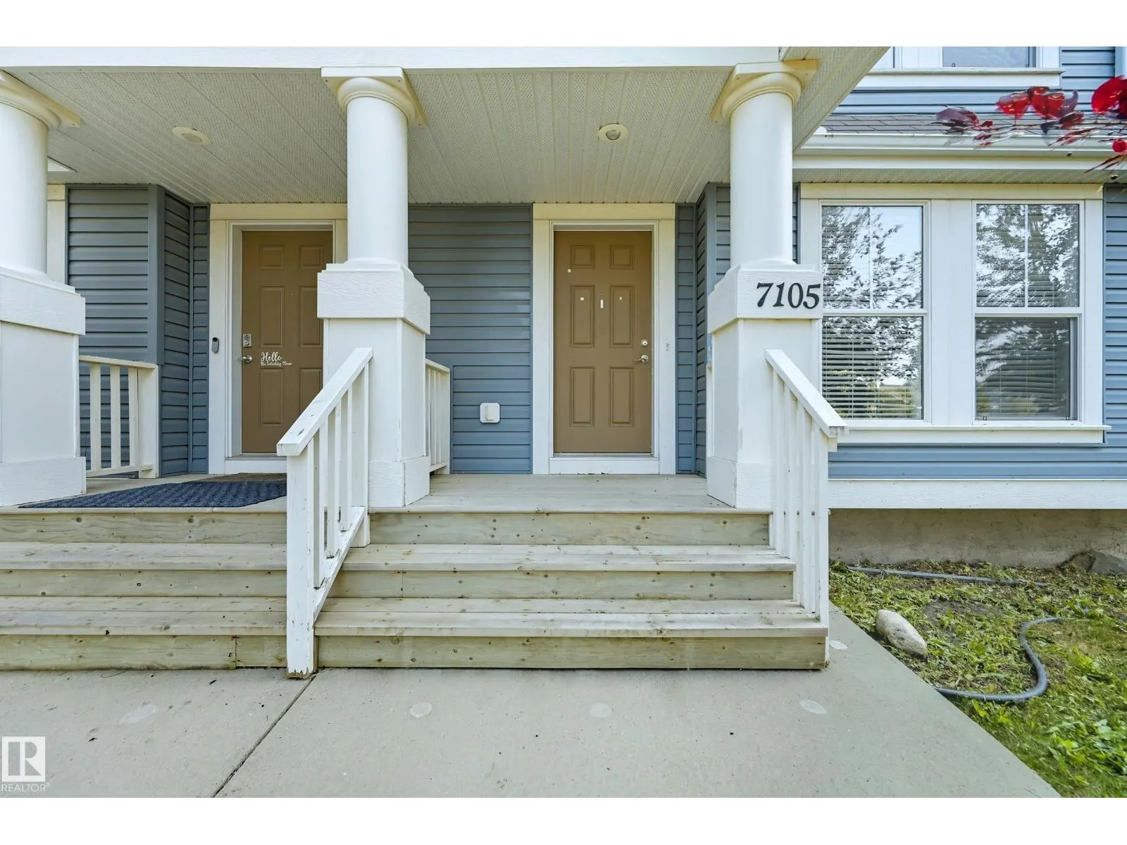 7105 21 AV SW
