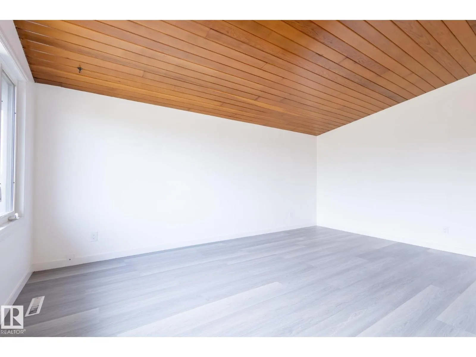 13340 94 ST NW