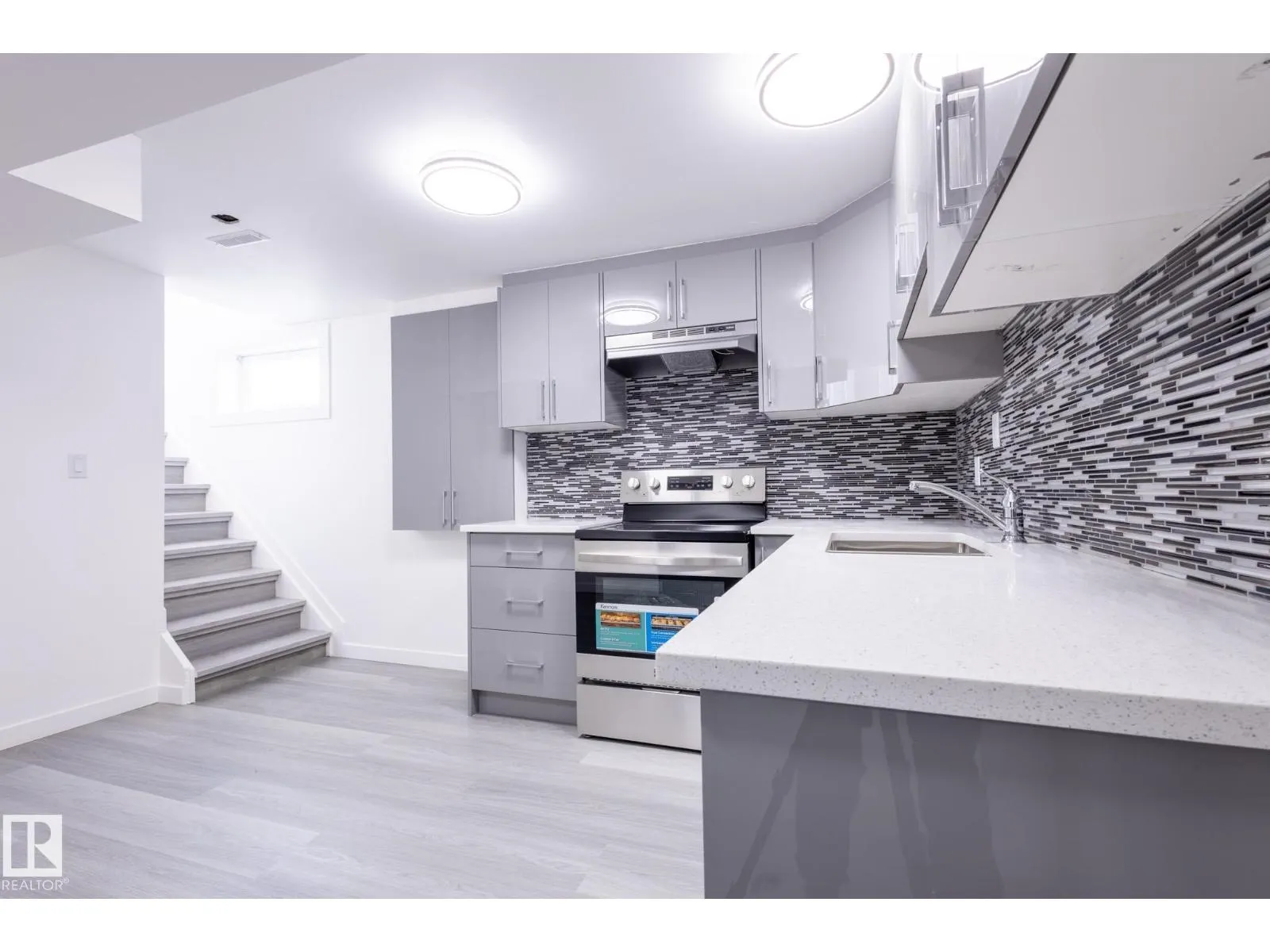 13340 94 ST NW
