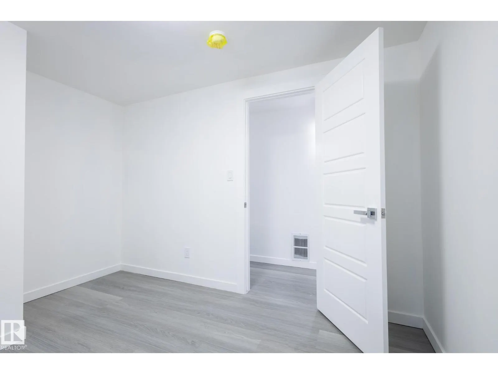 13340 94 ST NW
