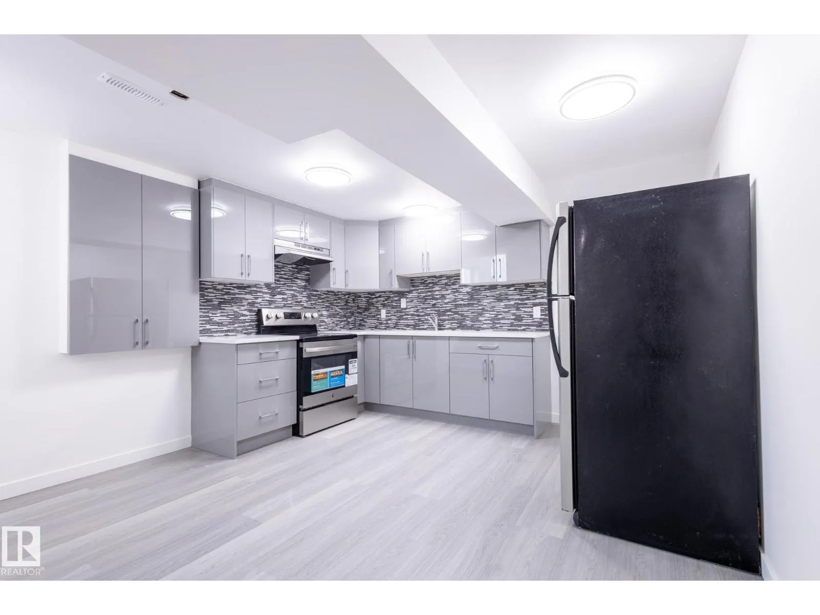 13340 94 ST NW