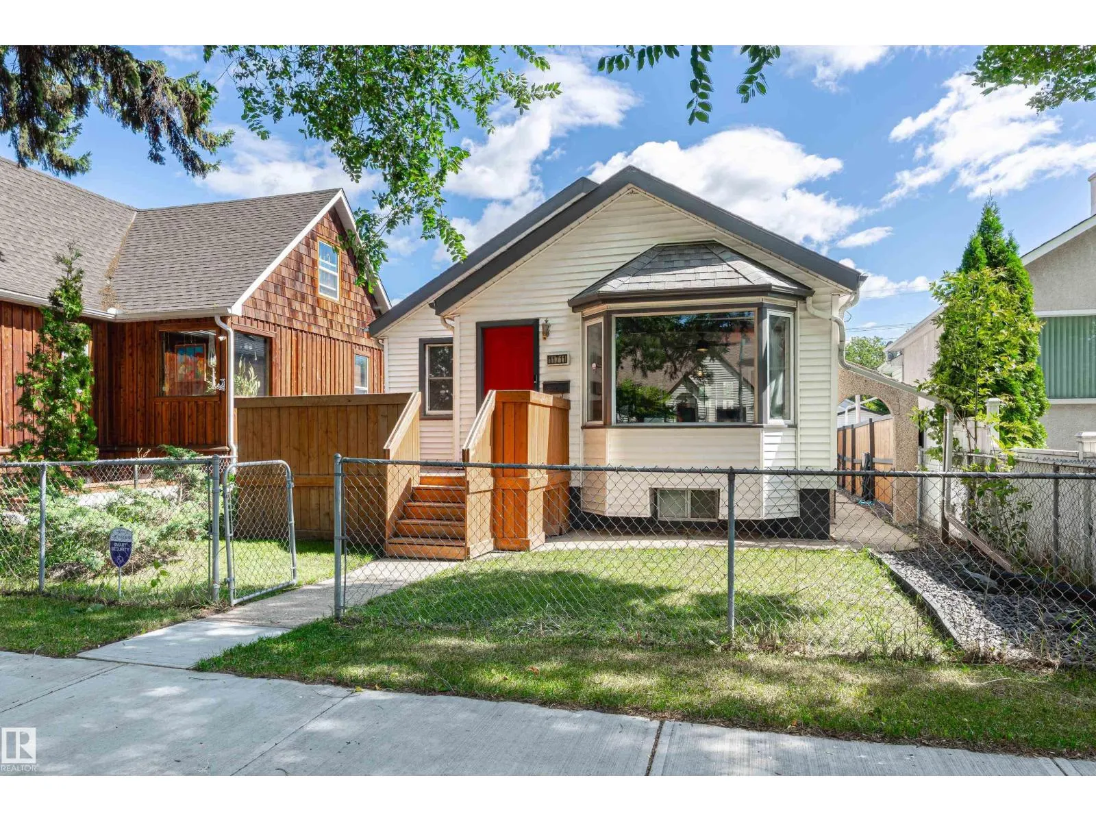 11711 94 ST NW