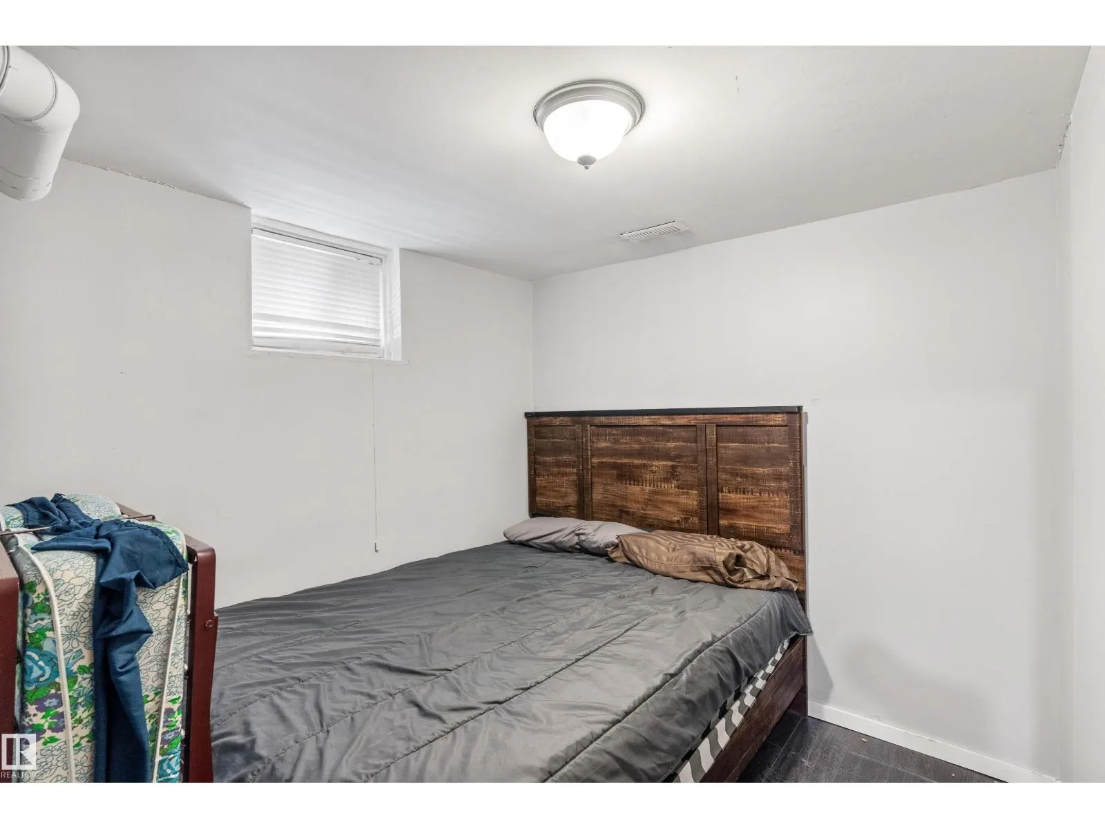 11711 94 ST NW
