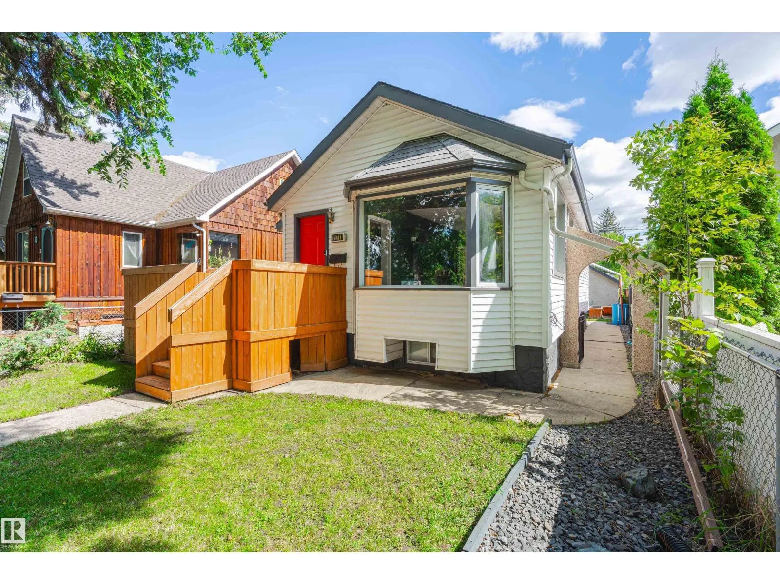 11711 94 ST NW
